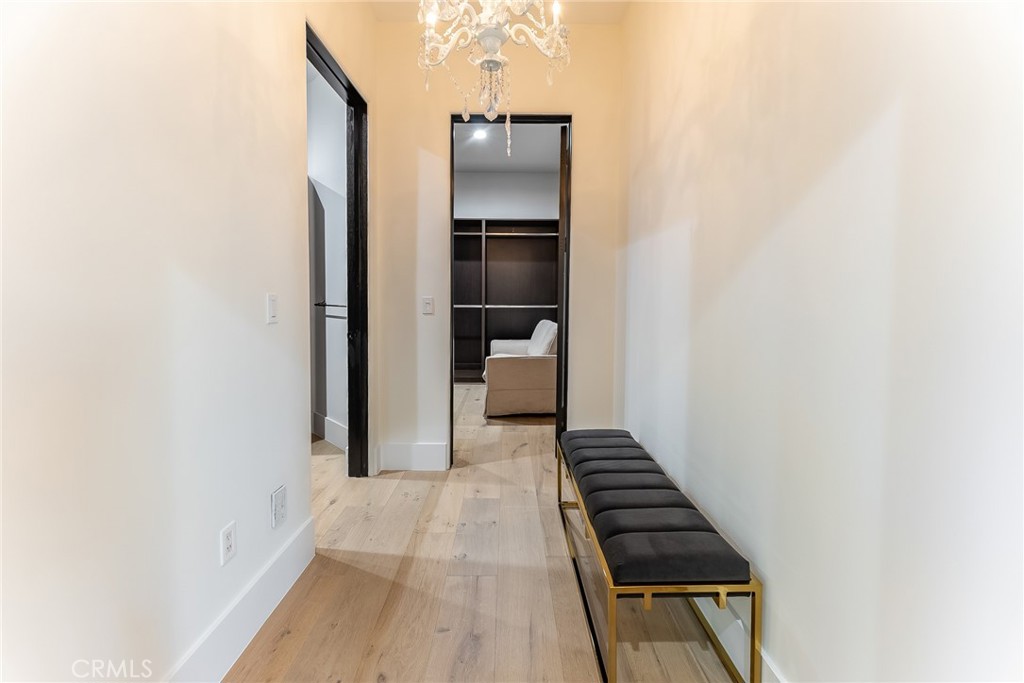 Woodland Hills, California, 91367, United States, 5 Bedrooms Bedrooms, ,6 BathroomsBathrooms,Residential,For Sale,1973826