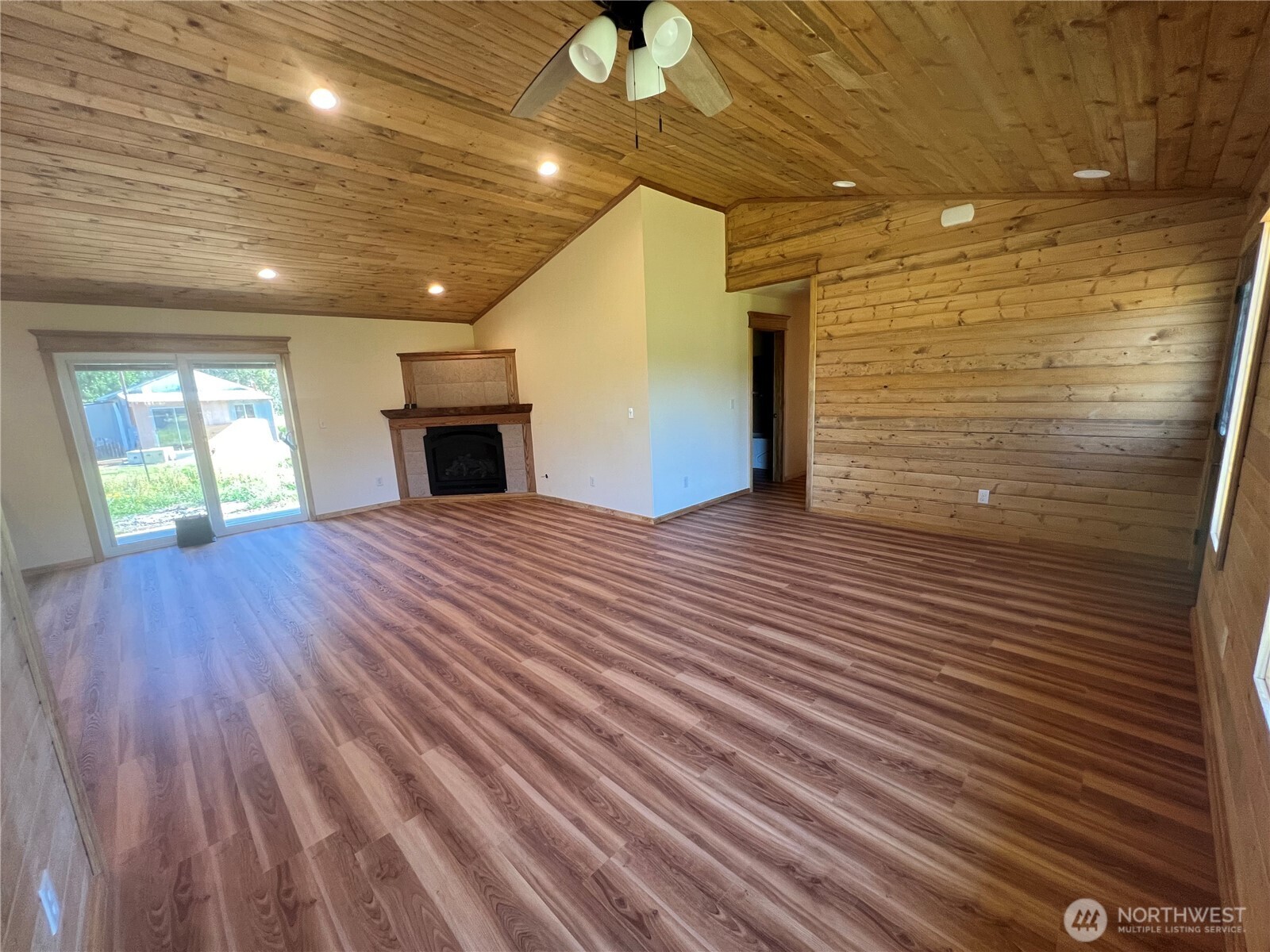 Glenoma, Washington, 98336, United States, 3 Bedrooms Bedrooms, ,1 BathroomBathrooms,Residential,For Sale,1920569