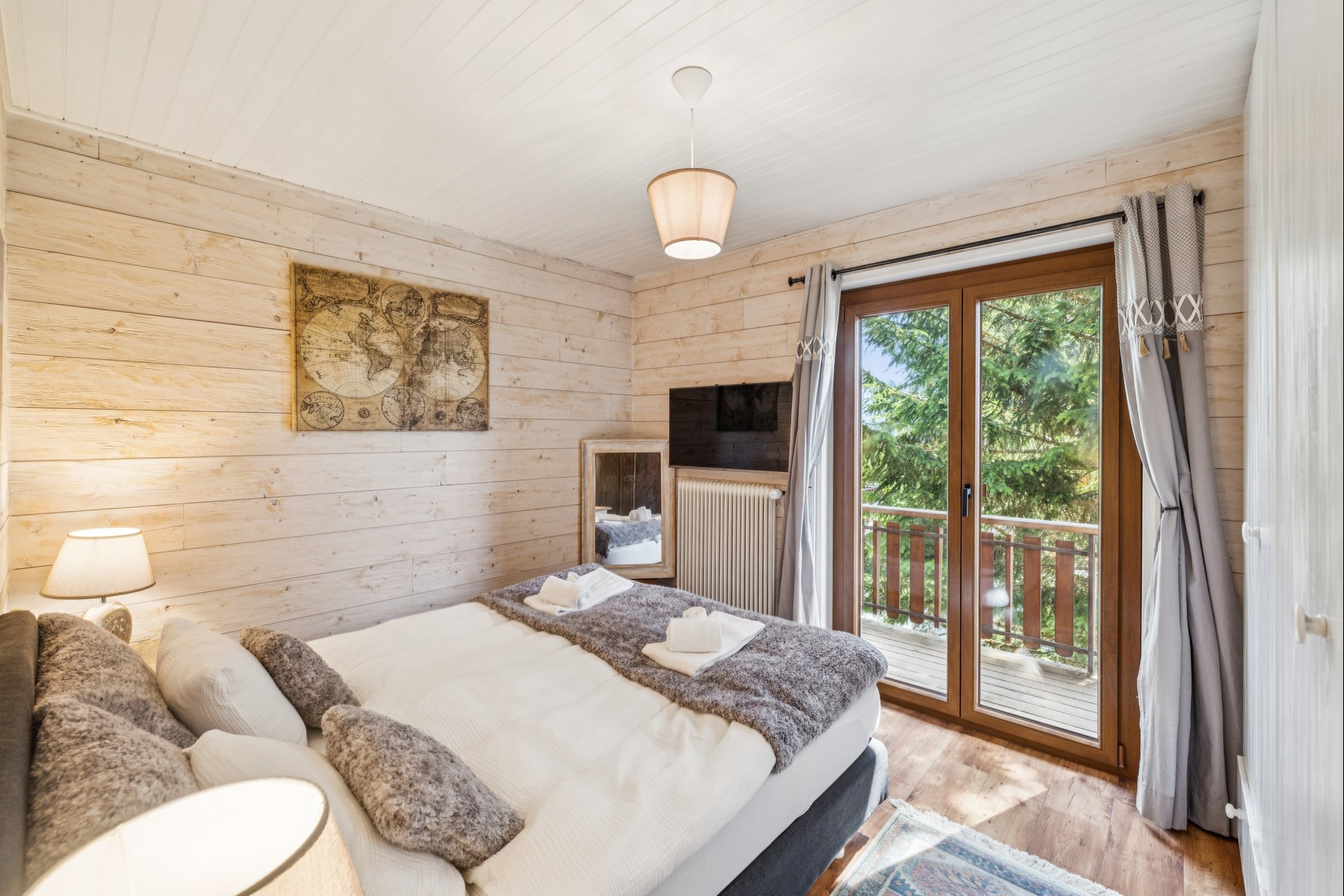  A beautiful chalet just a stone