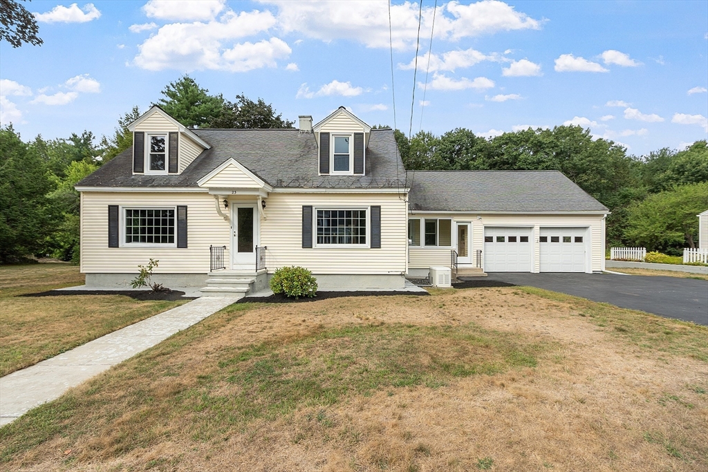 Lunenburg, Massachusetts, 01462, United States, 3 Bedrooms Bedrooms, ,2 BathroomsBathrooms,Residential,For Sale,1991623