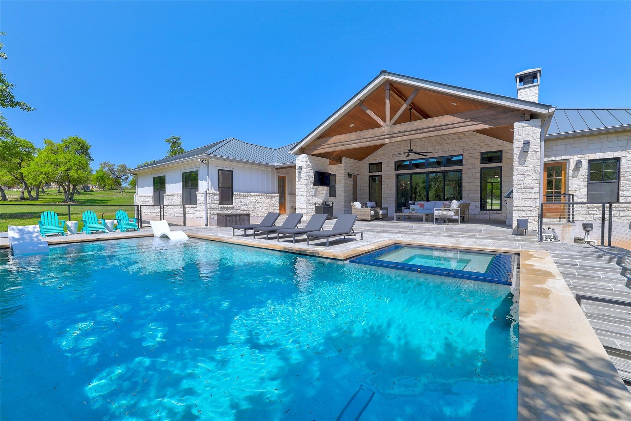 Georgetown, Texas, 78633, United States, 4 Bedrooms Bedrooms, ,5 BathroomsBathrooms,Residential,For Sale,1798285