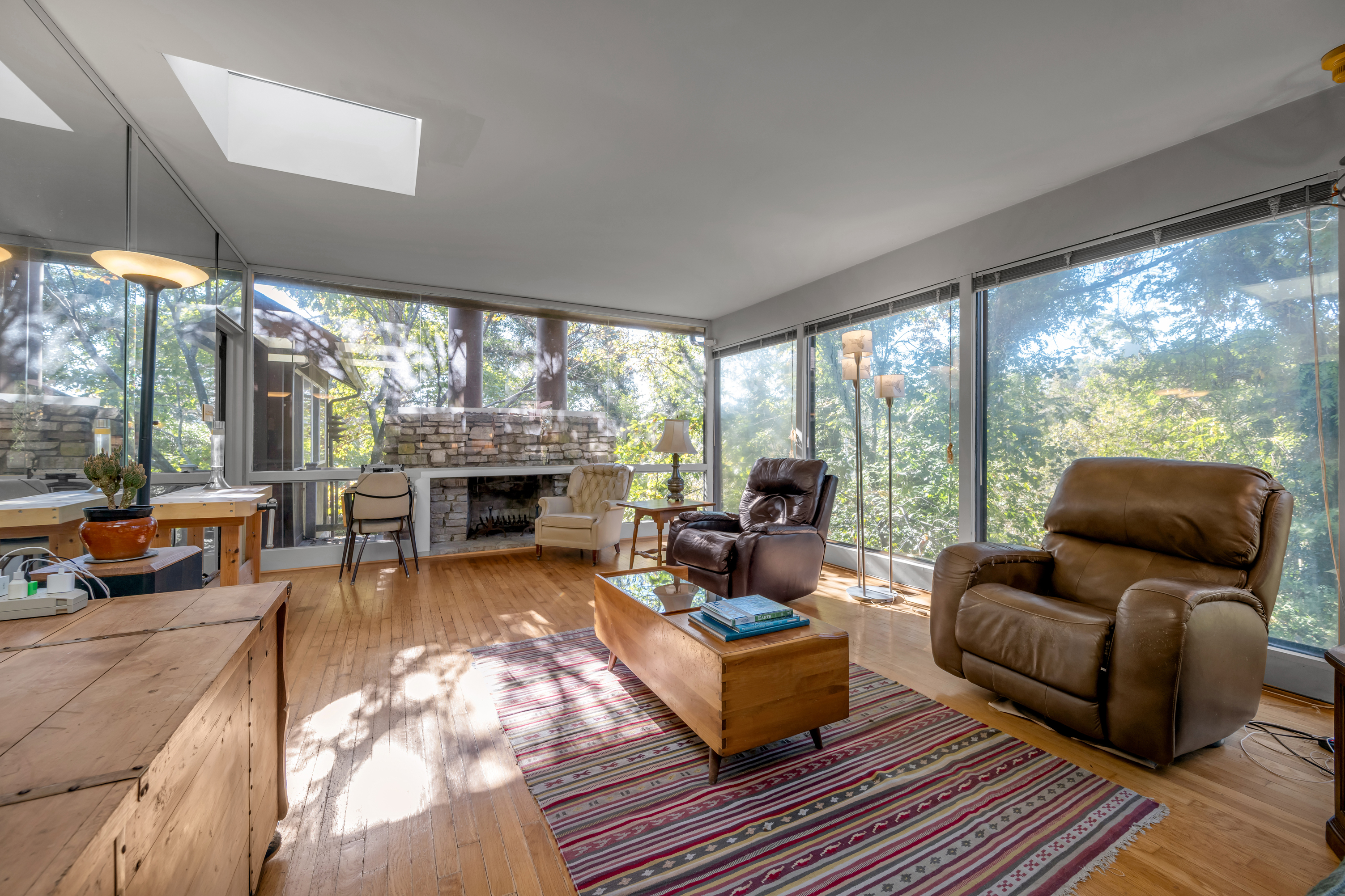  8641 Adams Lane - 物件實景