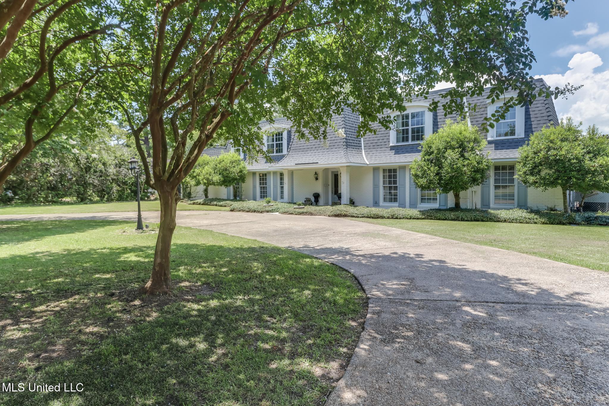 Gulfport, Mississippi, 39507, United States, 4 Bedrooms Bedrooms, ,4 BathroomsBathrooms,Residential,For Sale,1876501