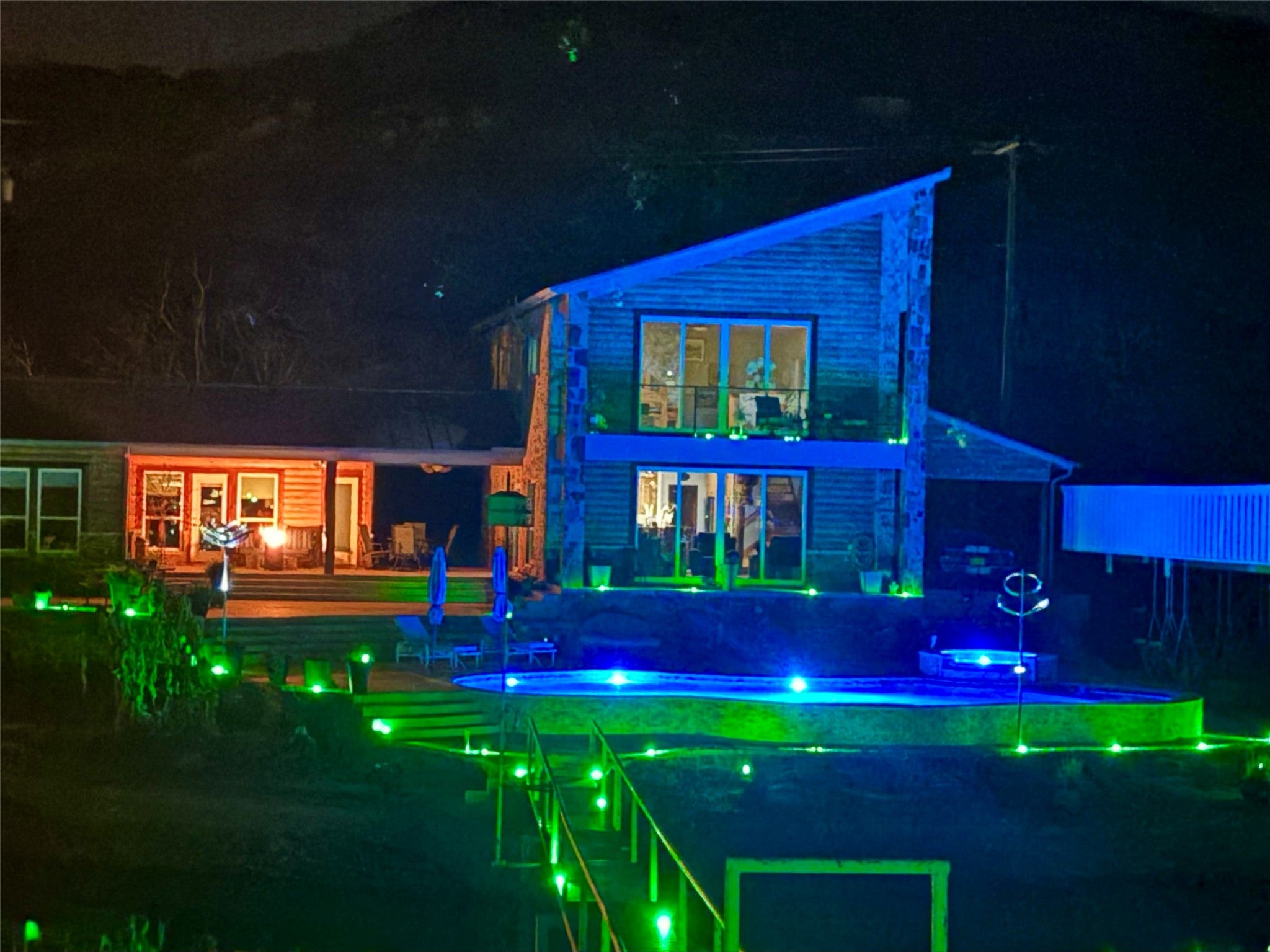 Possum Kingdom Lake, Texas, 76450, United States, 3 Bedrooms Bedrooms, ,4 BathroomsBathrooms,Residential,For Sale,2008180