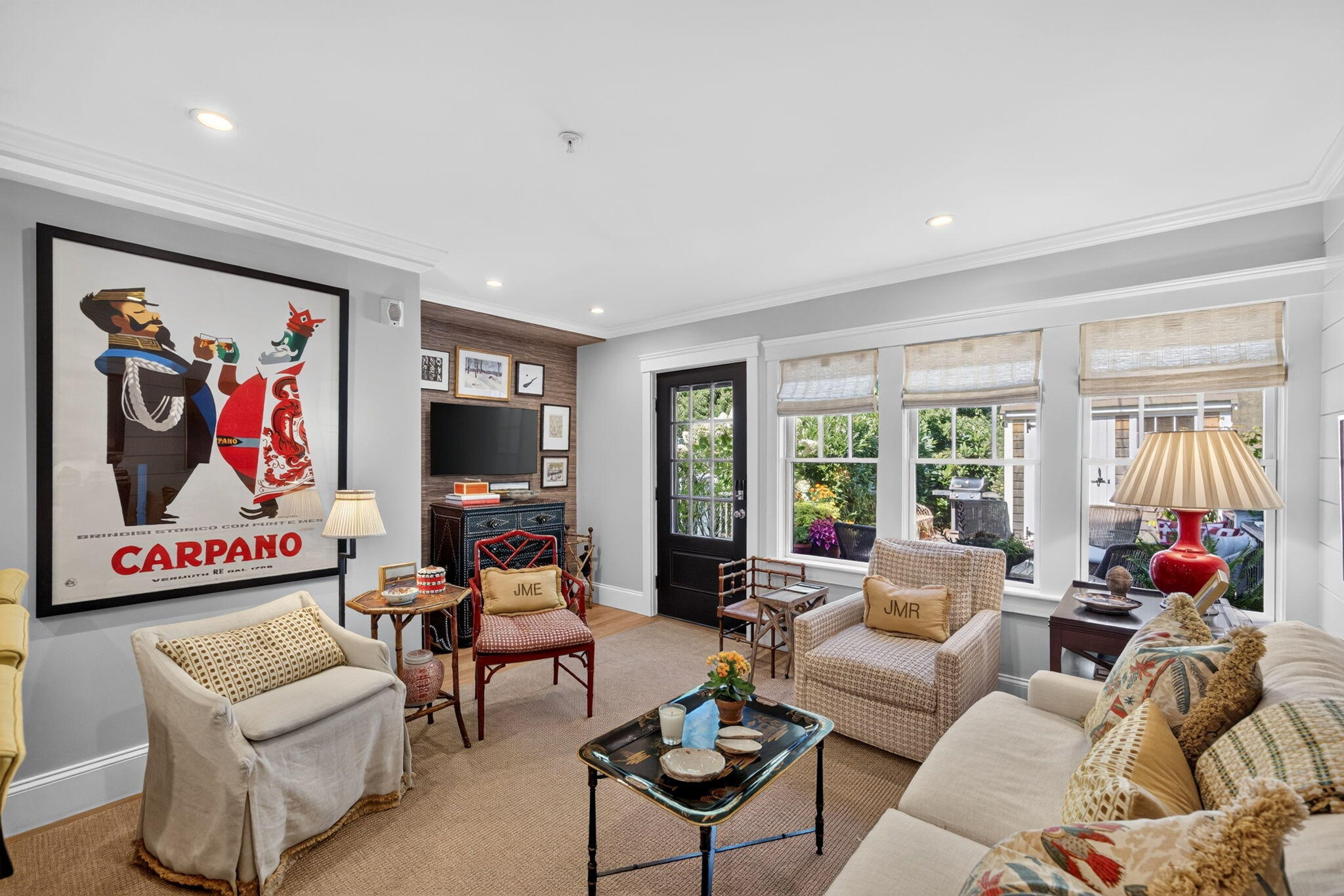  Designer Finishes, Private Yard & Deeded Parking - 物件實景