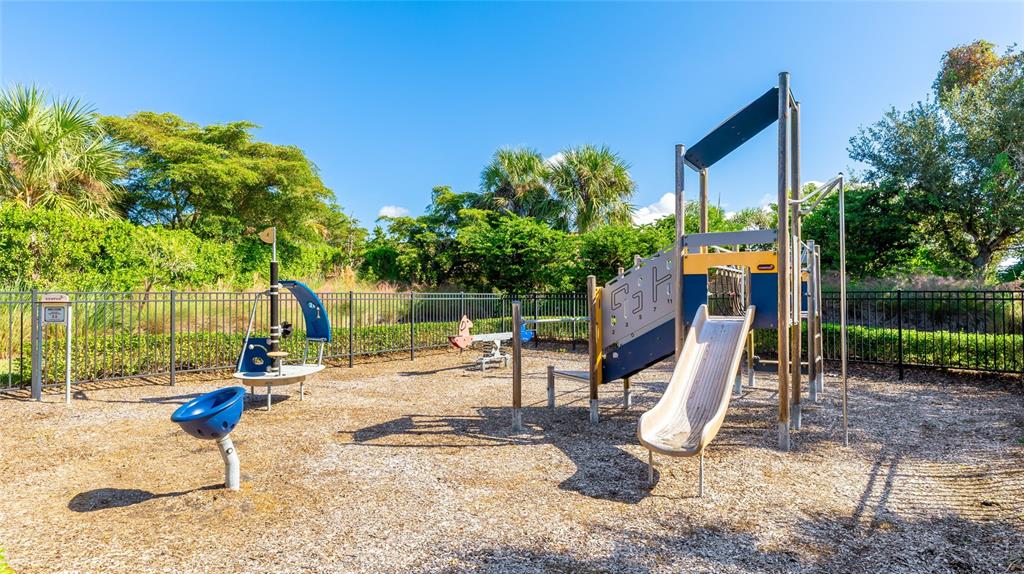 Nokomis, Florida, 34275, United States, 3 Bedrooms Bedrooms, ,2 BathroomsBathrooms,Residential,For Sale,1991906