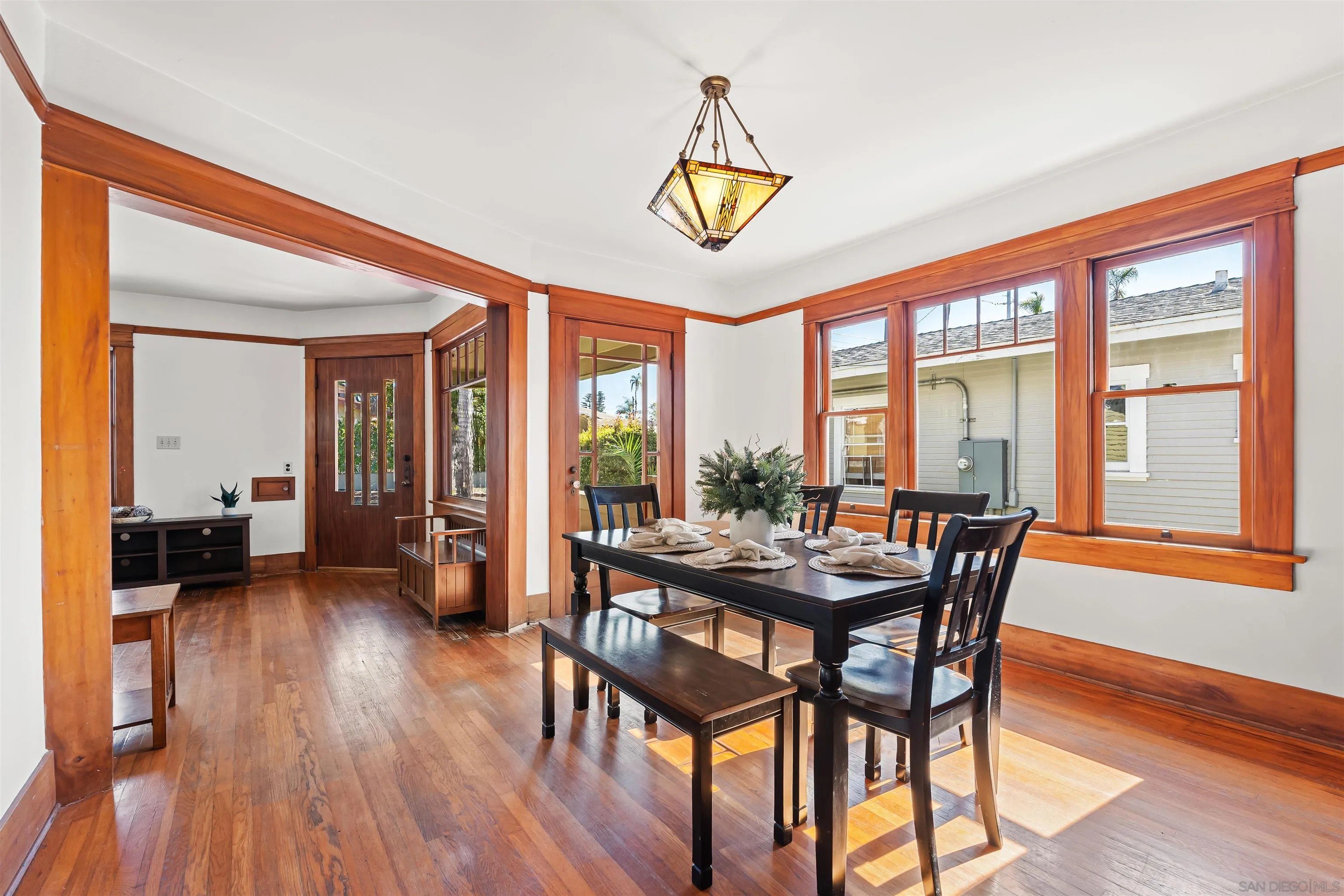 San Diego, California, 92103, United States, 2 Bedrooms Bedrooms, ,1 BathroomBathrooms,Residential,For Sale,1991109