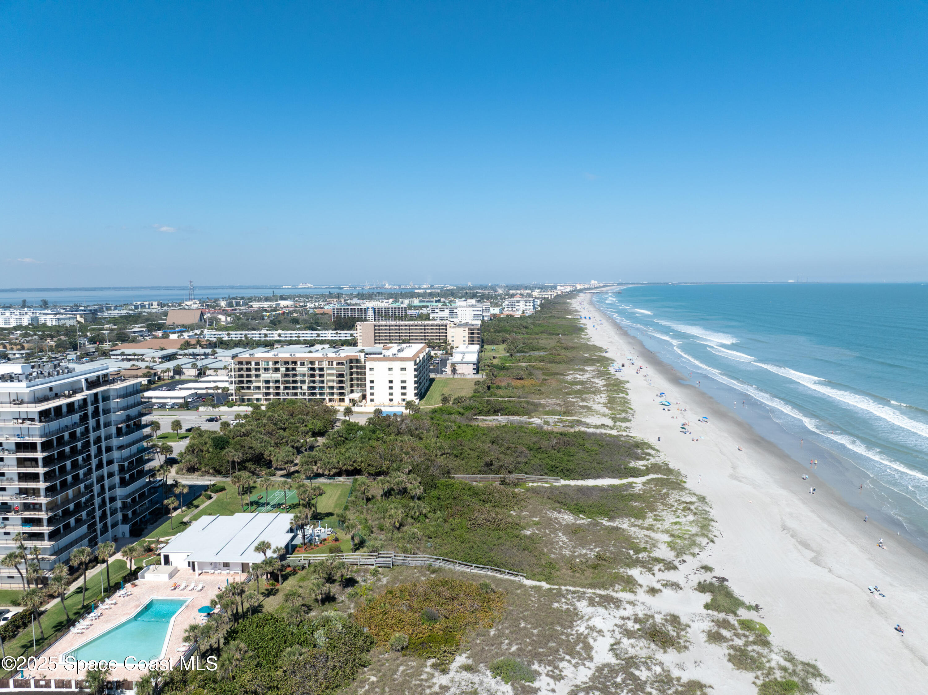 Cocoa Beach, Florida, 32931, United States, 2 Bedrooms Bedrooms, ,2 BathroomsBathrooms,Residential,For Sale,1991953