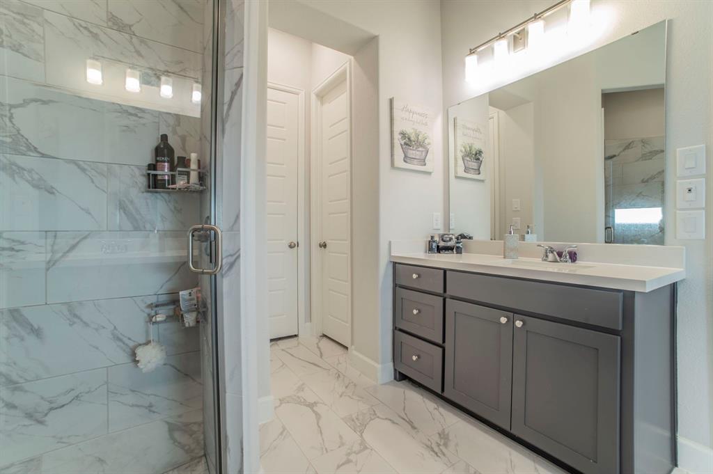 Midlothian, Texas, 76065, United States, 4 Bedrooms Bedrooms, ,4 BathroomsBathrooms,Residential,For Sale,2005390