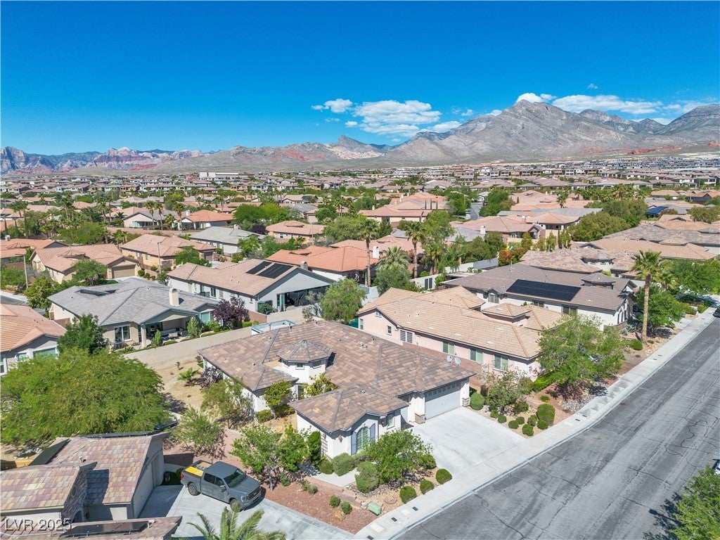 Las Vegas, Nevada, 89138, United States, 4 Bedrooms Bedrooms, ,4 BathroomsBathrooms,Residential,For Sale,1836630