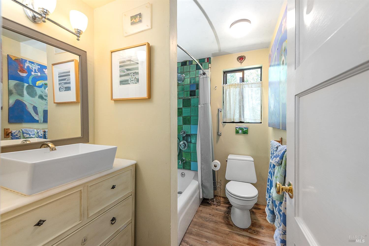 Forestville, California, 95436, United States, 4 Bedrooms Bedrooms, ,3 BathroomsBathrooms,Residential,For Sale,1796757