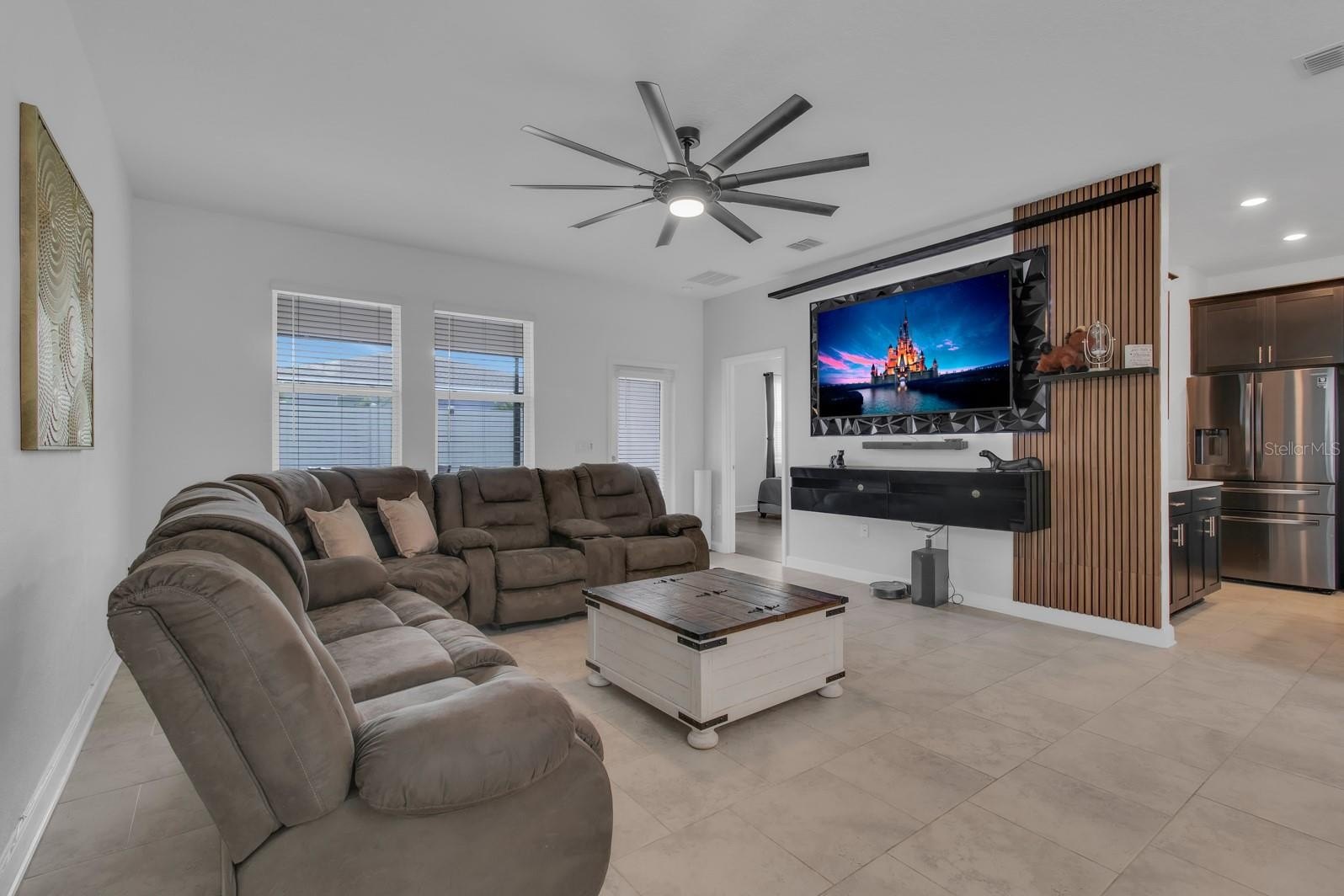 KISSIMMEE, Florida, 34744, United States, 4 Bedrooms Bedrooms, ,3 BathroomsBathrooms,Residential,For Sale,1974958