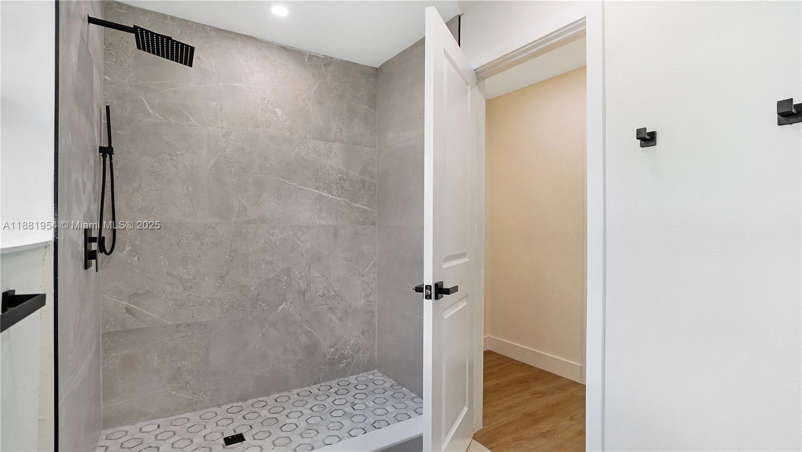 Sunrise, Florida, 33322, United States, 3 Bedrooms Bedrooms, ,2 BathroomsBathrooms,Residential,For Sale,1950754