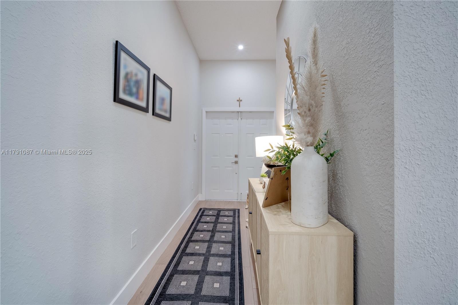 Doral, Florida, 33178, United States, 3 Bedrooms Bedrooms, ,2 BathroomsBathrooms,Residential,For Sale,1795059