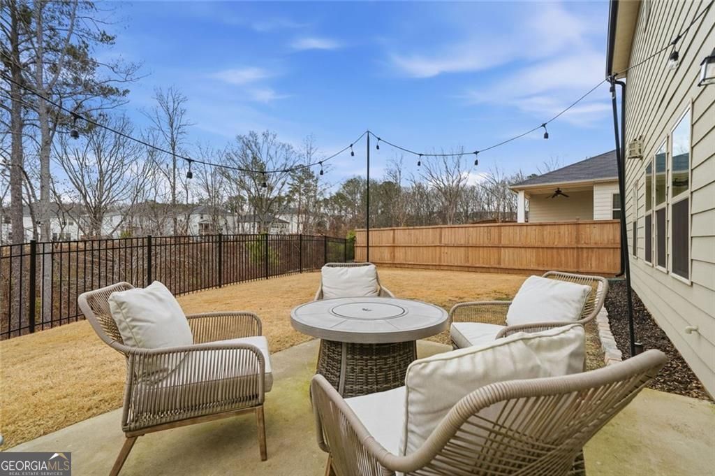 Woodstock, Georgia, 30188, United States, 5 Bedrooms Bedrooms, ,3 BathroomsBathrooms,Residential,For Sale,2006573