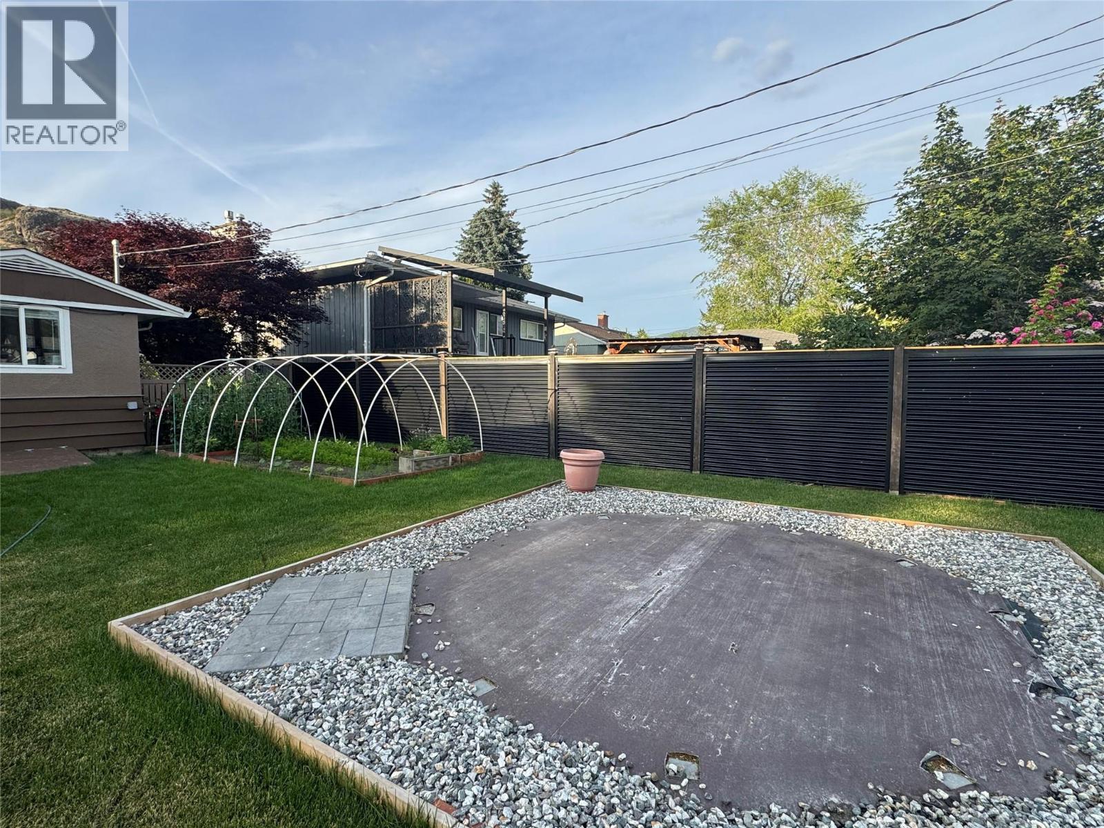 VERNON, British Columbia, V1T 1X5, CA, 2 Bedrooms Bedrooms, ,1 BathroomBathrooms,Residential,For Sale,1950987