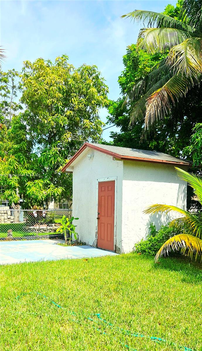 West Park, Florida, 33023, United States, 3 Bedrooms Bedrooms, ,2 BathroomsBathrooms,Residential,For Sale,1941818