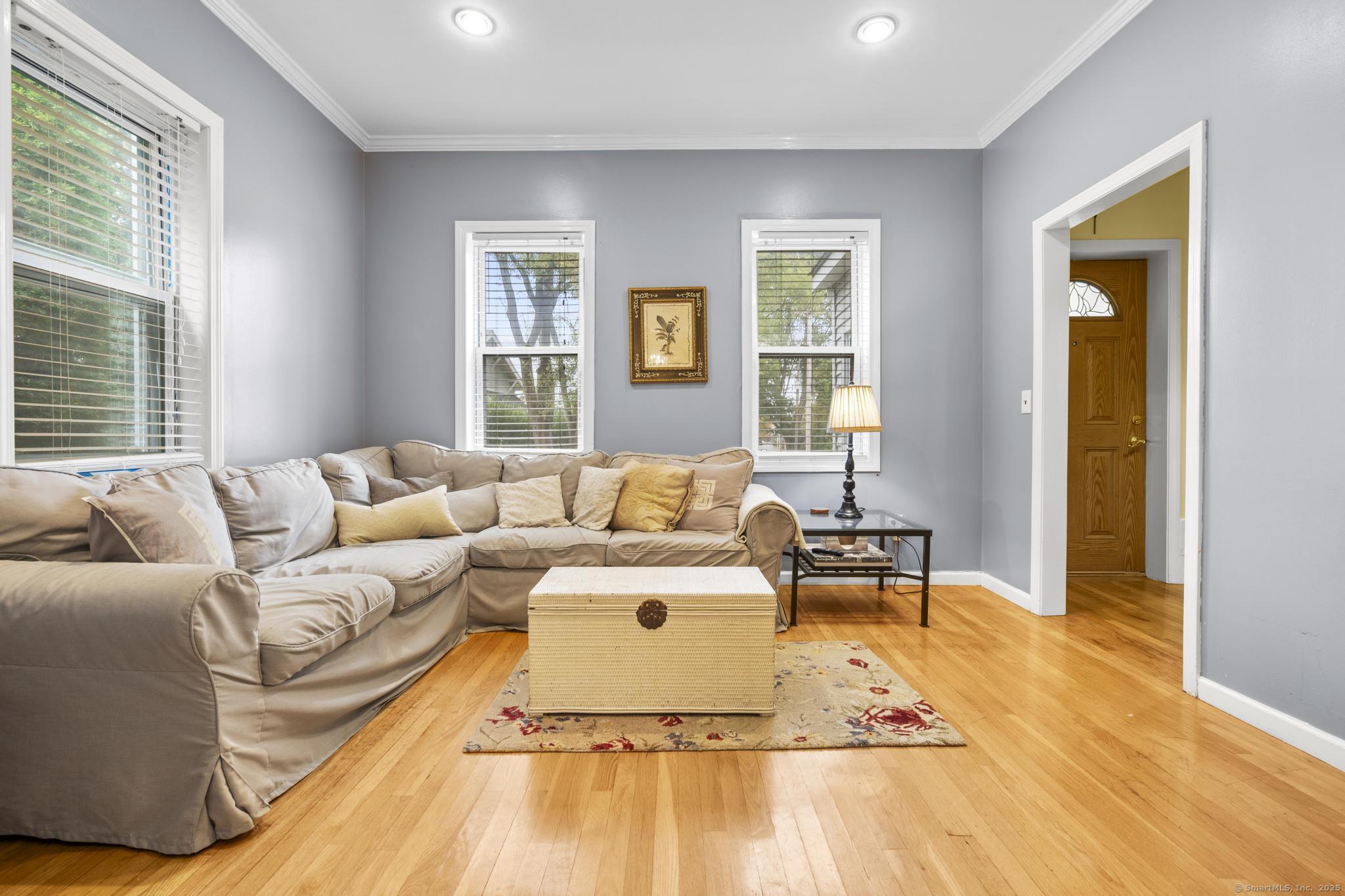 Fairfield, Connecticut, 06825, United States, 3 Bedrooms Bedrooms, ,2 BathroomsBathrooms,Residential,For Sale,1990331