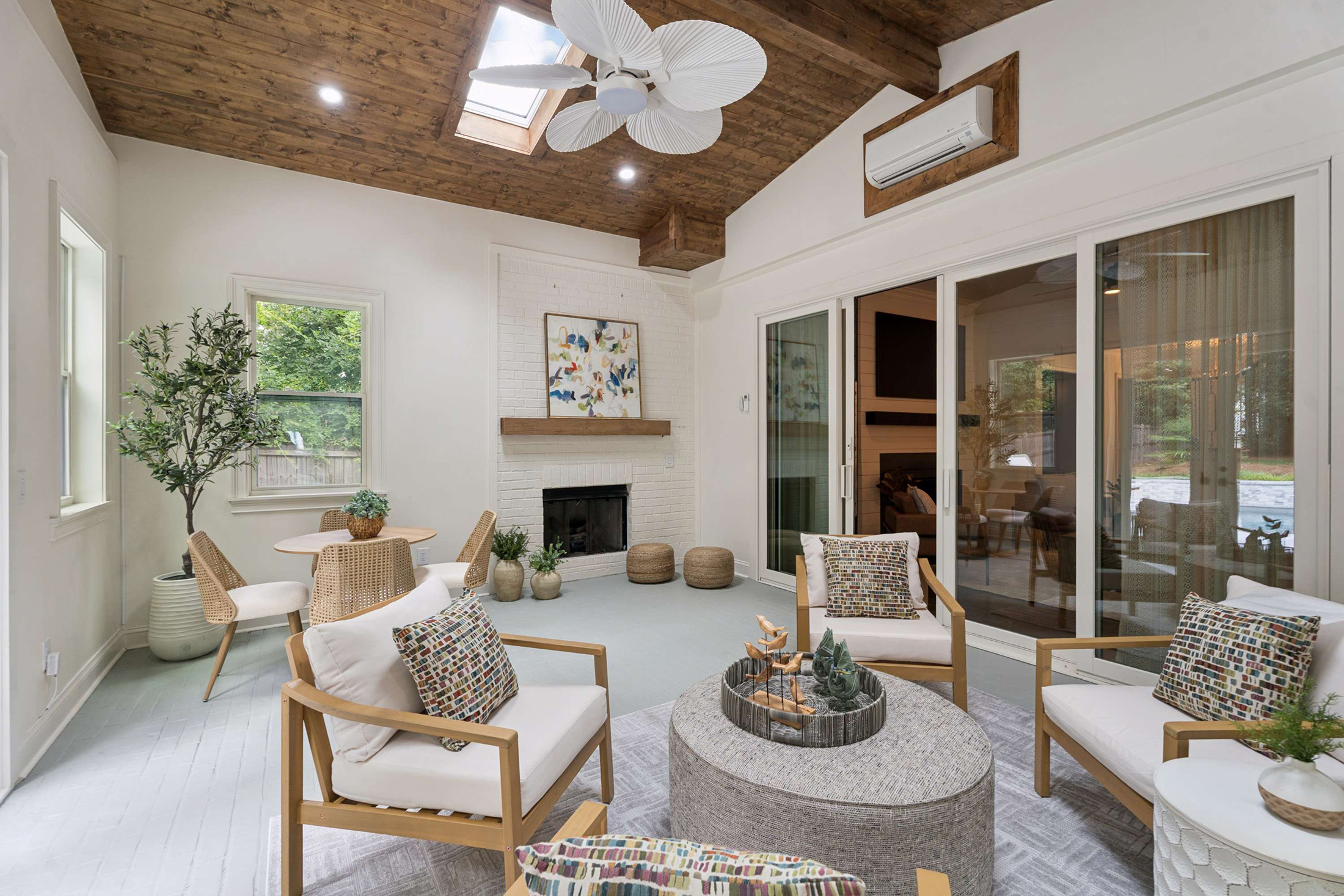  Sophisticated Interiors. Extraordinary Brookhaven Outdoor Living. - 物件實景