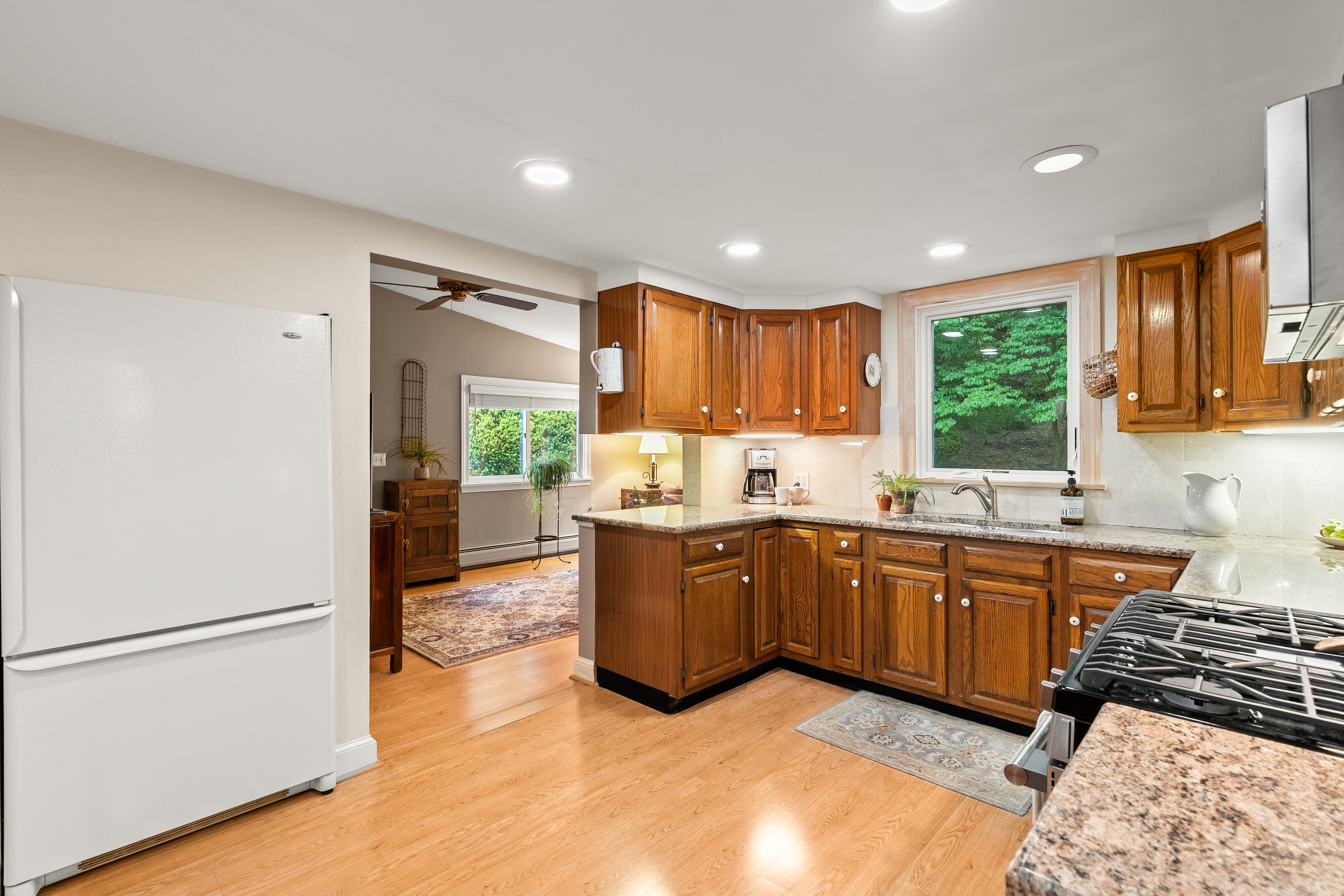  9 Roland Street, Medford, MA, 02155 - 物件實景