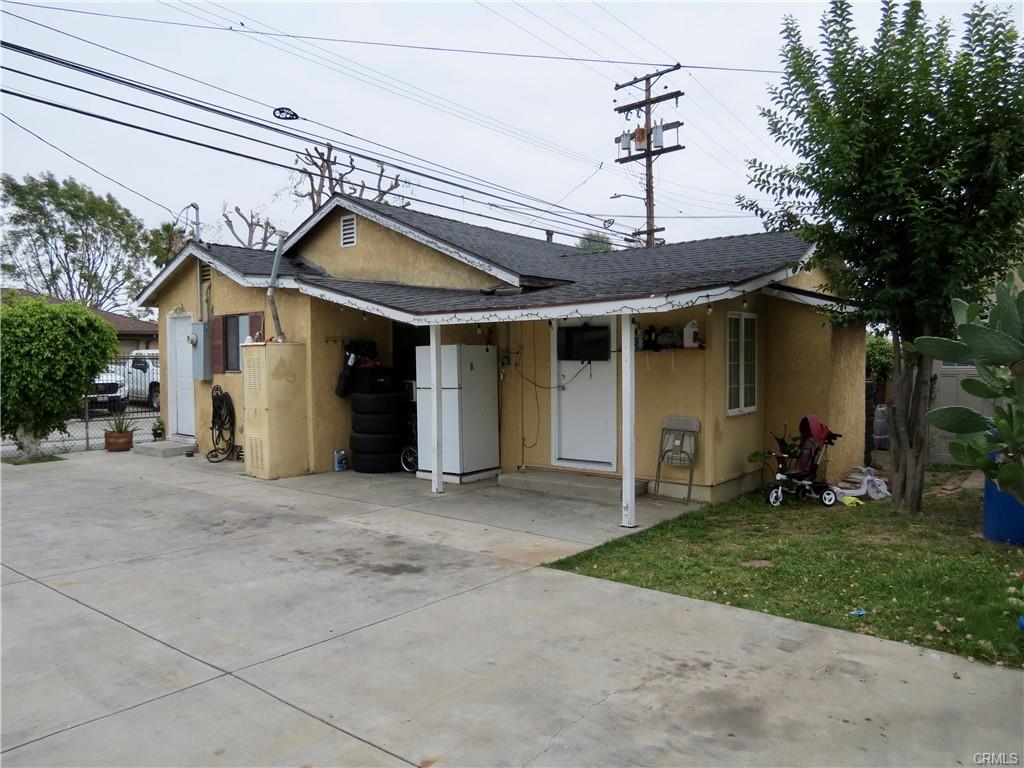 Azusa, California, 91702, United States, 6 Bedrooms Bedrooms, ,Residential,For Sale,2048732