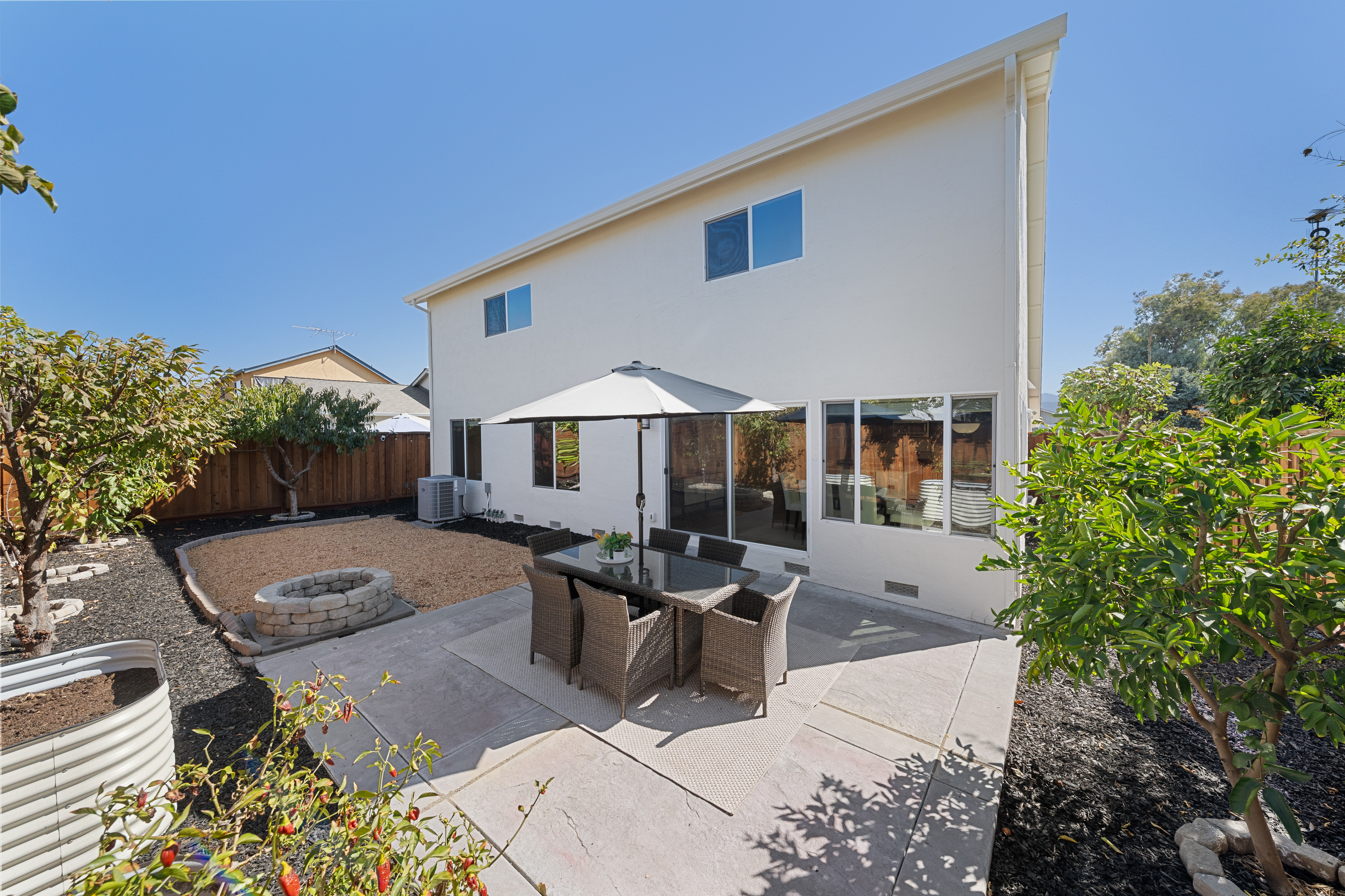  Expansive Vista Park Residence - 物件實景