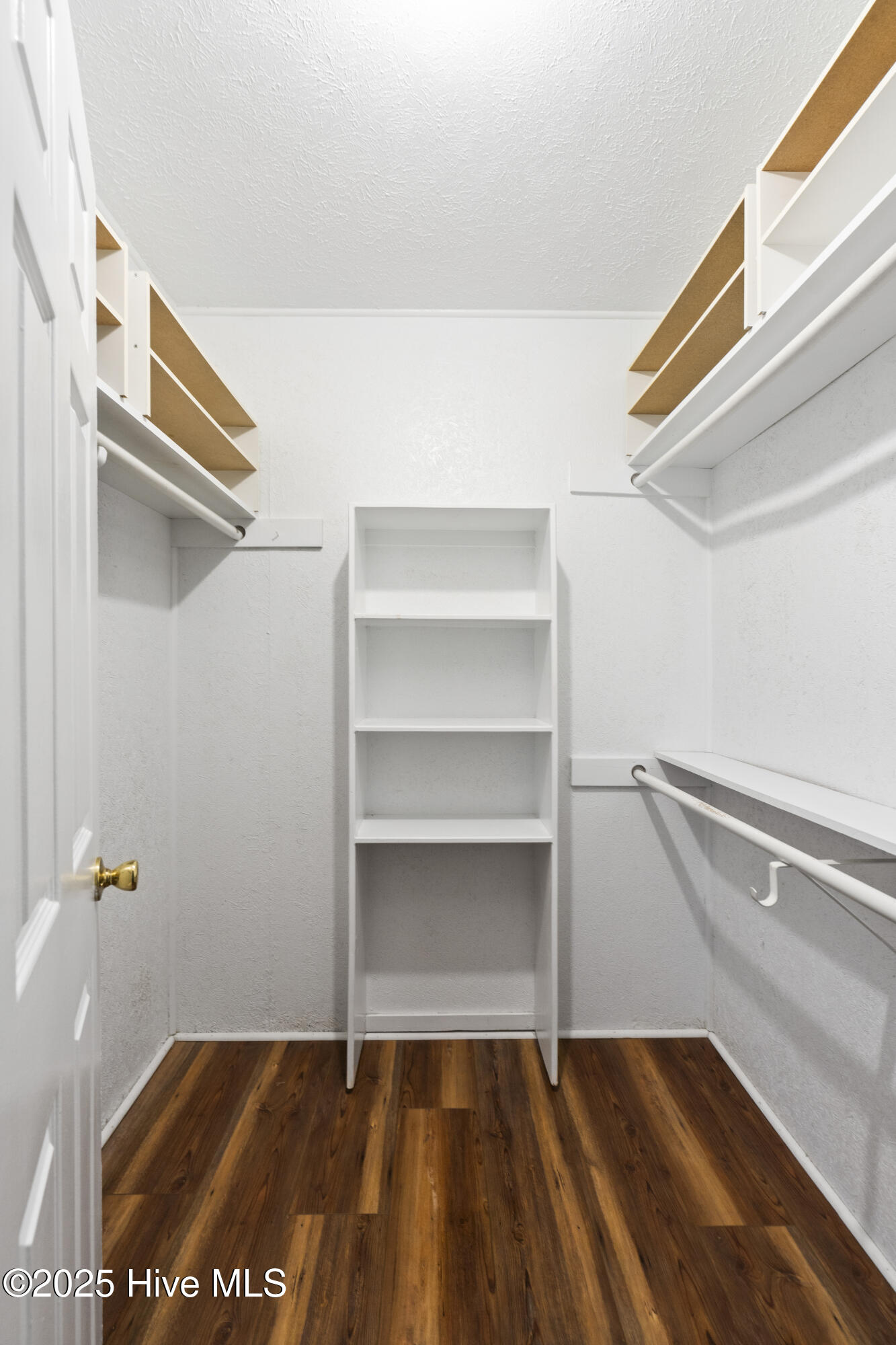 Emerald Isle, North Carolina, 28594, United States, 3 Bedrooms Bedrooms, ,3 BathroomsBathrooms,Residential,For Sale,1991113