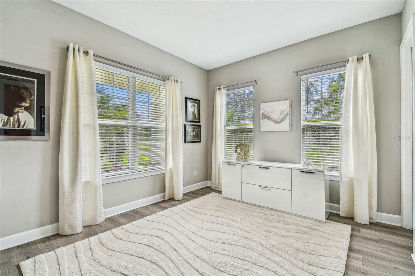 Wesley Chapel, Florida, 33543, United States, 5 Bedrooms Bedrooms, ,4 BathroomsBathrooms,Residential,For Sale,2008610