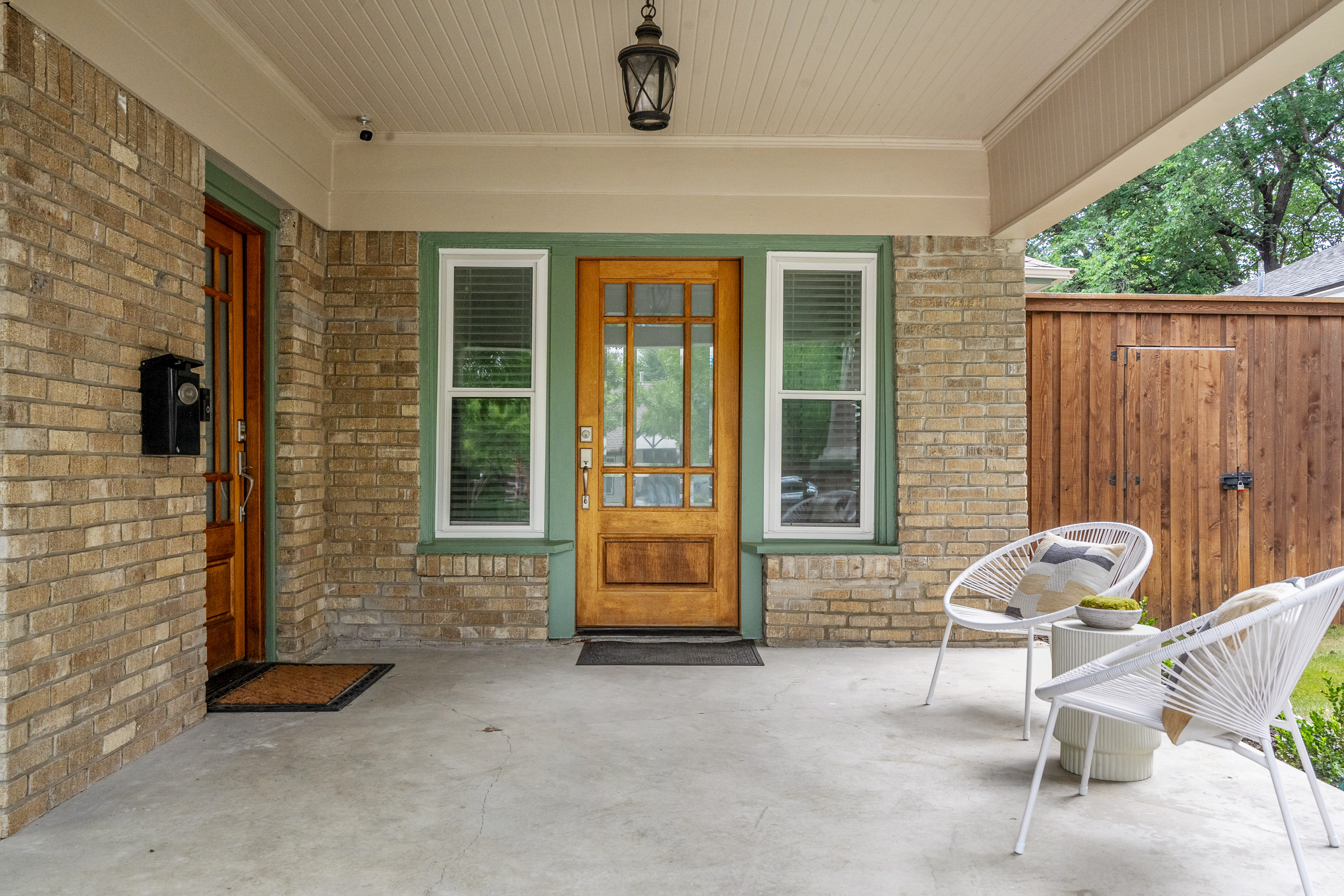  Classic East Dallas Craftsman with Refined Modern Updates - 物件實景