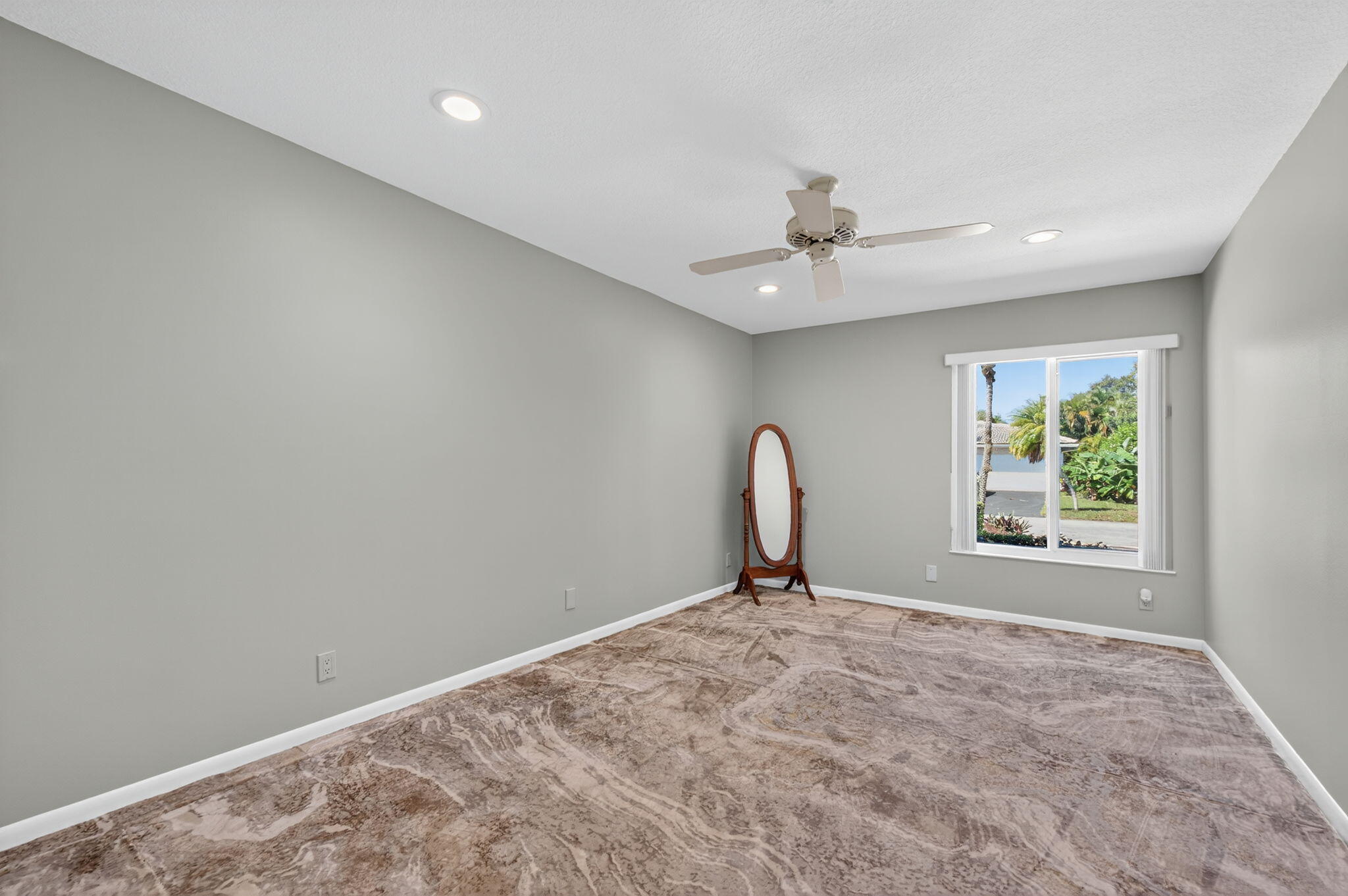 Coral Springs, Florida, 33071, United States, 4 Bedrooms Bedrooms, ,3 BathroomsBathrooms,Residential,For Sale,1989618