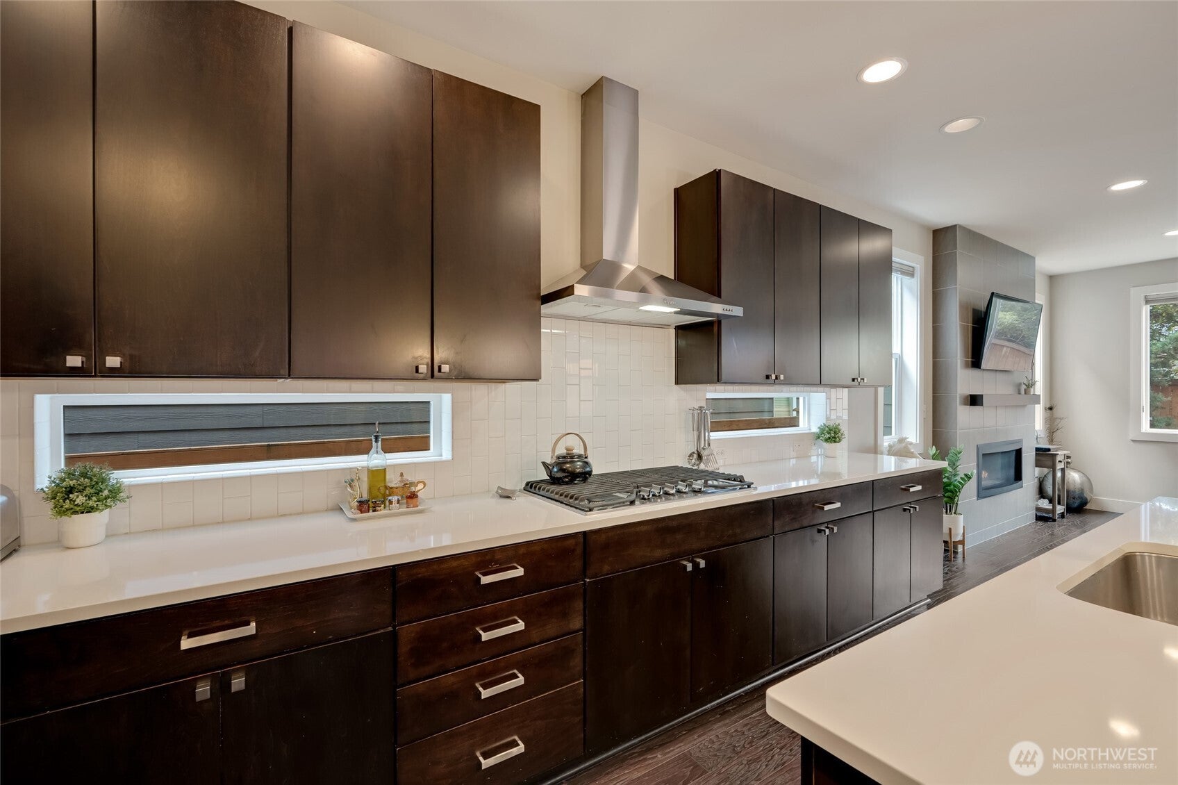 Bothell, Washington, 98012, United States, 4 Bedrooms Bedrooms, ,4 BathroomsBathrooms,Residential,For Sale,1975885