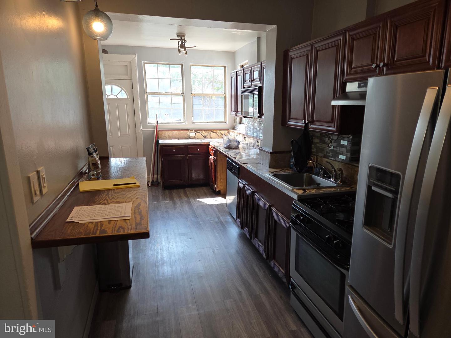 Washington, District of Columbia, 20011, United States, 4 Bedrooms Bedrooms, ,4 BathroomsBathrooms,Residential,For Sale,1919507