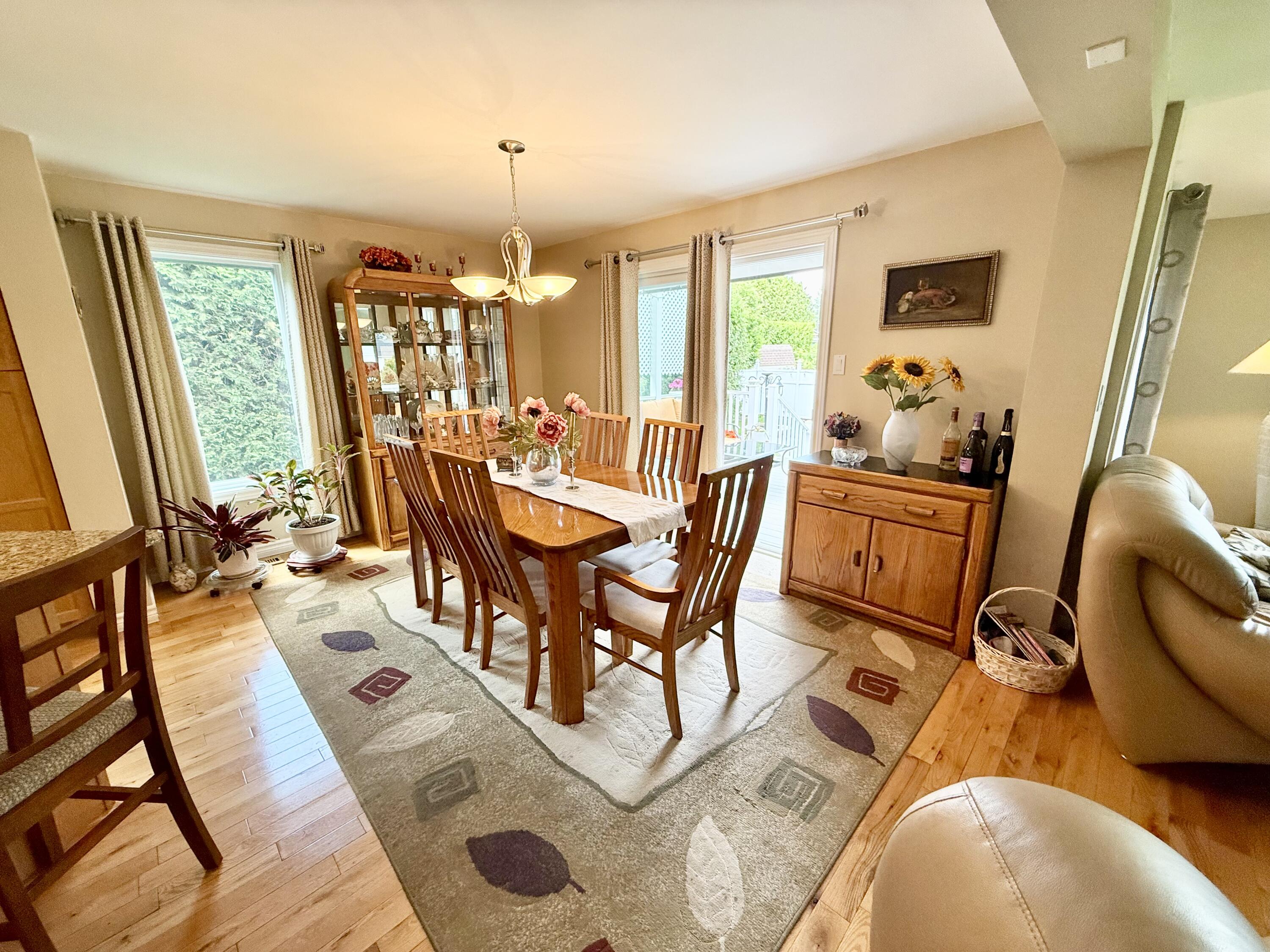 Plattsburgh, New York, 12901, United States, 3 Bedrooms Bedrooms, ,3 BathroomsBathrooms,Residential,For Sale,1944740