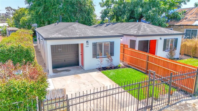 Los Angeles, California, 90059, United States, 2 Bedrooms Bedrooms, ,1 BathroomBathrooms,Residential,For Sale,1942997