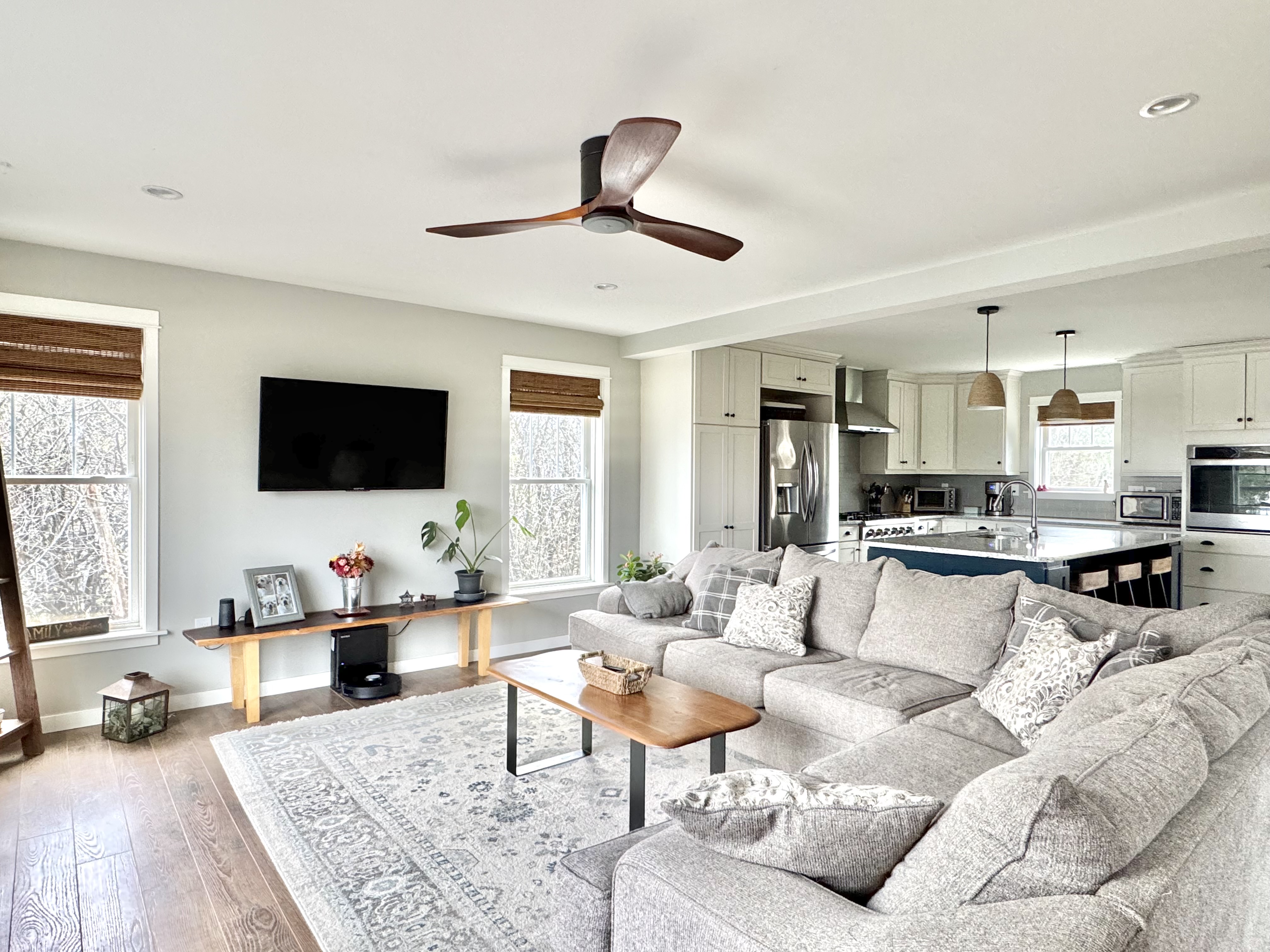 Athens, New York, 12015, United States, 3 Bedrooms Bedrooms, ,3 BathroomsBathrooms,Residential,For Sale,1995415