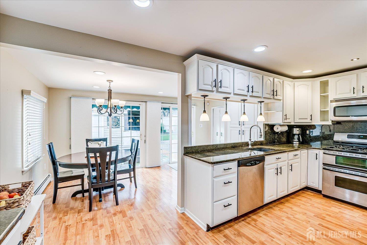 Carteret, New Jersey, 07008, United States, 4 Bedrooms Bedrooms, ,2 BathroomsBathrooms,Residential,For Sale,1981641