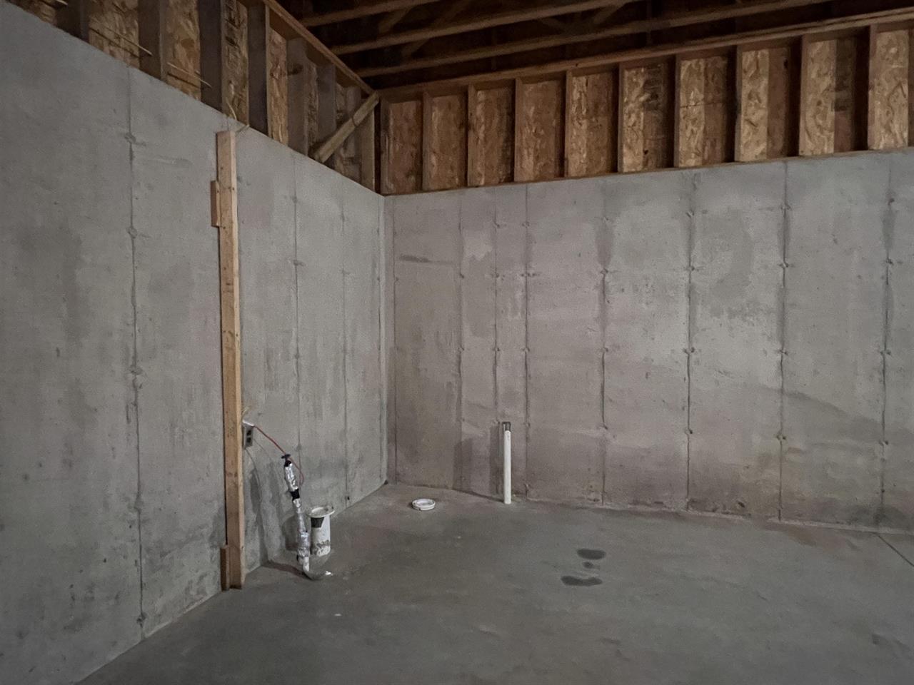 Westby, Wisconsin, 54667, United States, 3 Bedrooms Bedrooms, ,3 BathroomsBathrooms,Residential,For Sale,1977148