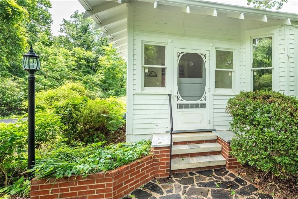 Tate, Georgia, 30177, United States, 3 Bedrooms Bedrooms, ,3 BathroomsBathrooms,Residential,For Sale,1854179