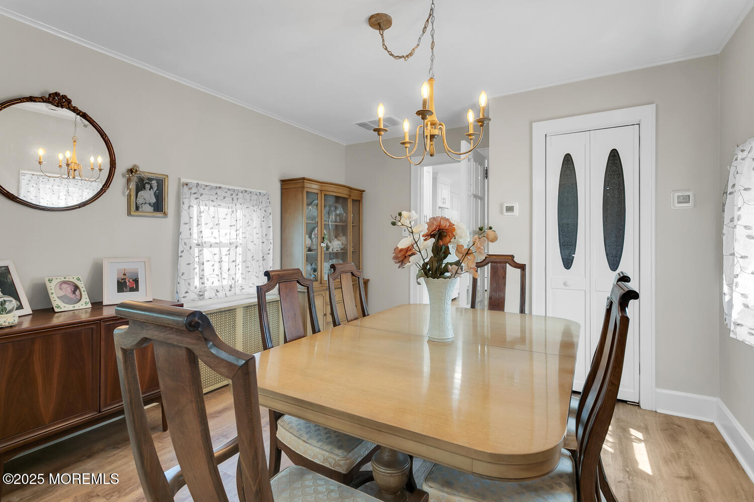 Belford, New Jersey, 07718, United States, 3 Bedrooms Bedrooms, ,2 BathroomsBathrooms,Residential,For Sale,1921068
