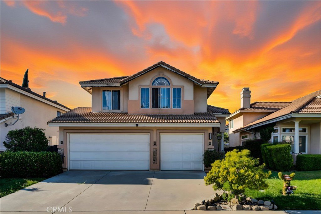 Fontana, California, 92336, United States, 4 Bedrooms Bedrooms, ,2 BathroomsBathrooms,Residential,For Sale,1943666