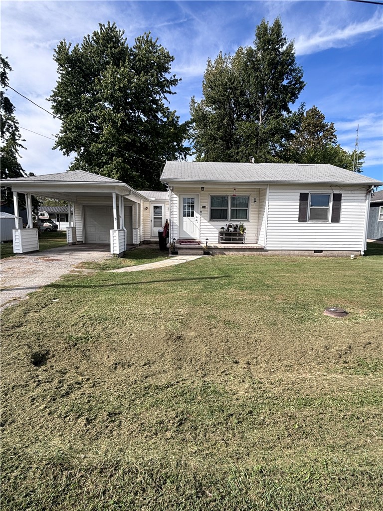 Pleasant St, Greenup, IL 62428
