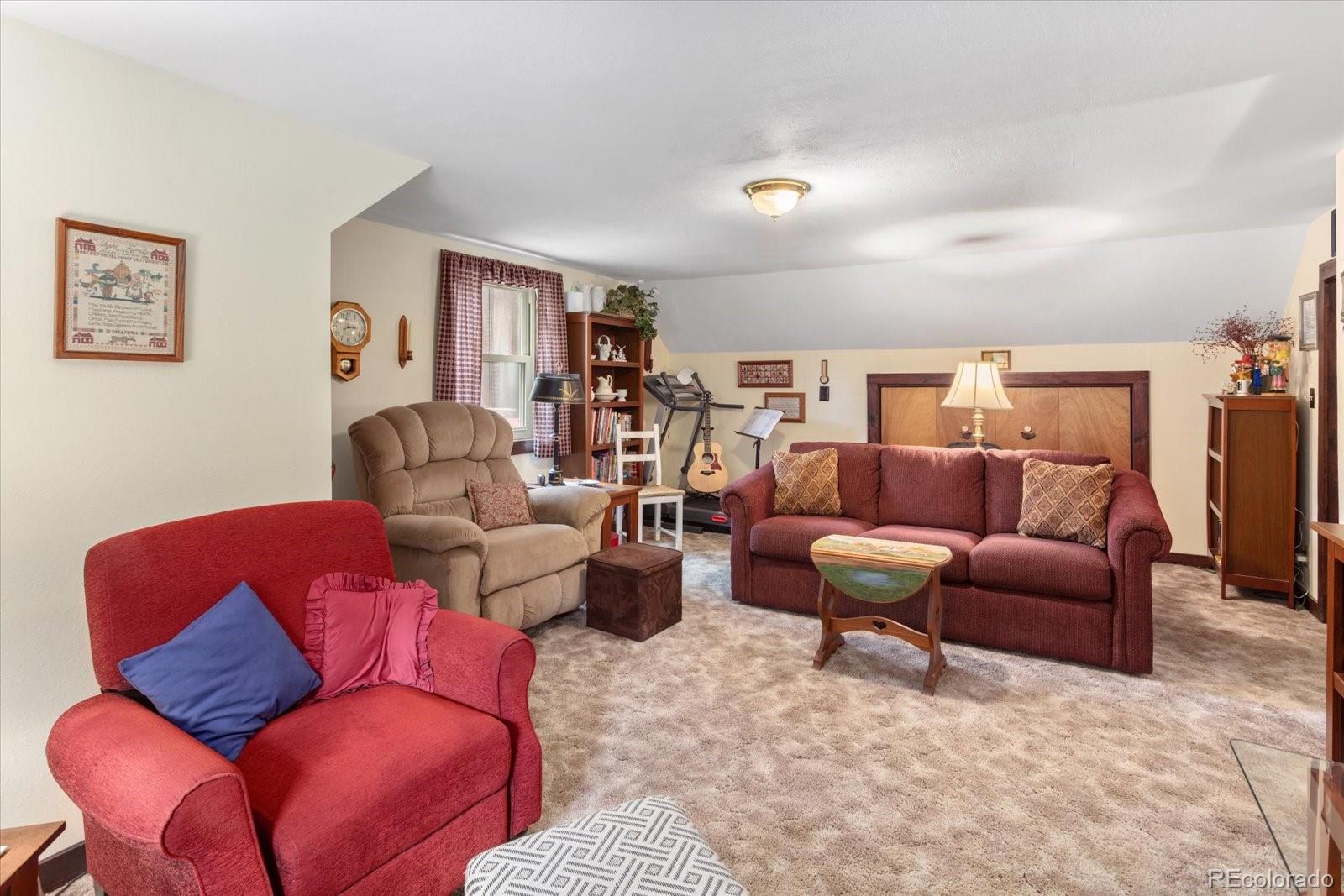 Howard, Colorado, 81233, United States, 3 Bedrooms Bedrooms, ,1 BathroomBathrooms,Residential,For Sale,1980067