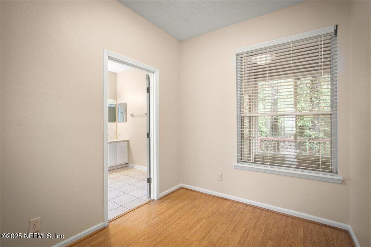 Jacksonville, Florida, 32256, United States, 5 Bedrooms Bedrooms, ,3 BathroomsBathrooms,Residential,For Sale,1975444