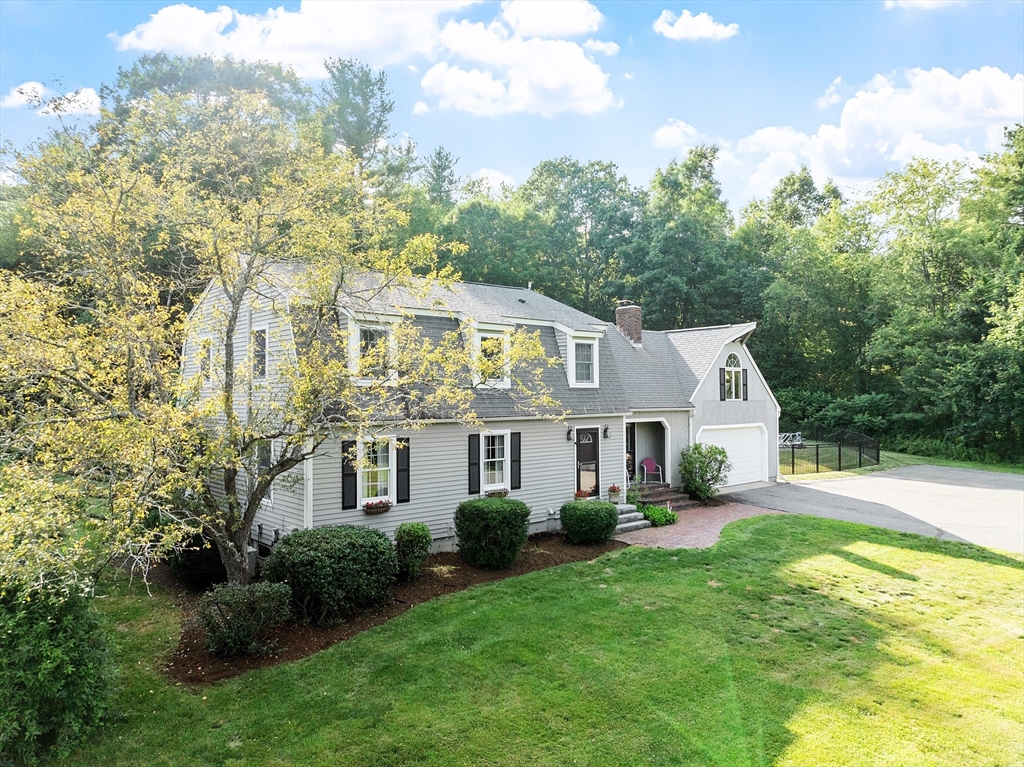 Pepperell, Massachusetts, 01463, United States, 4 Bedrooms Bedrooms, ,3 BathroomsBathrooms,Residential,For Sale,1930074
