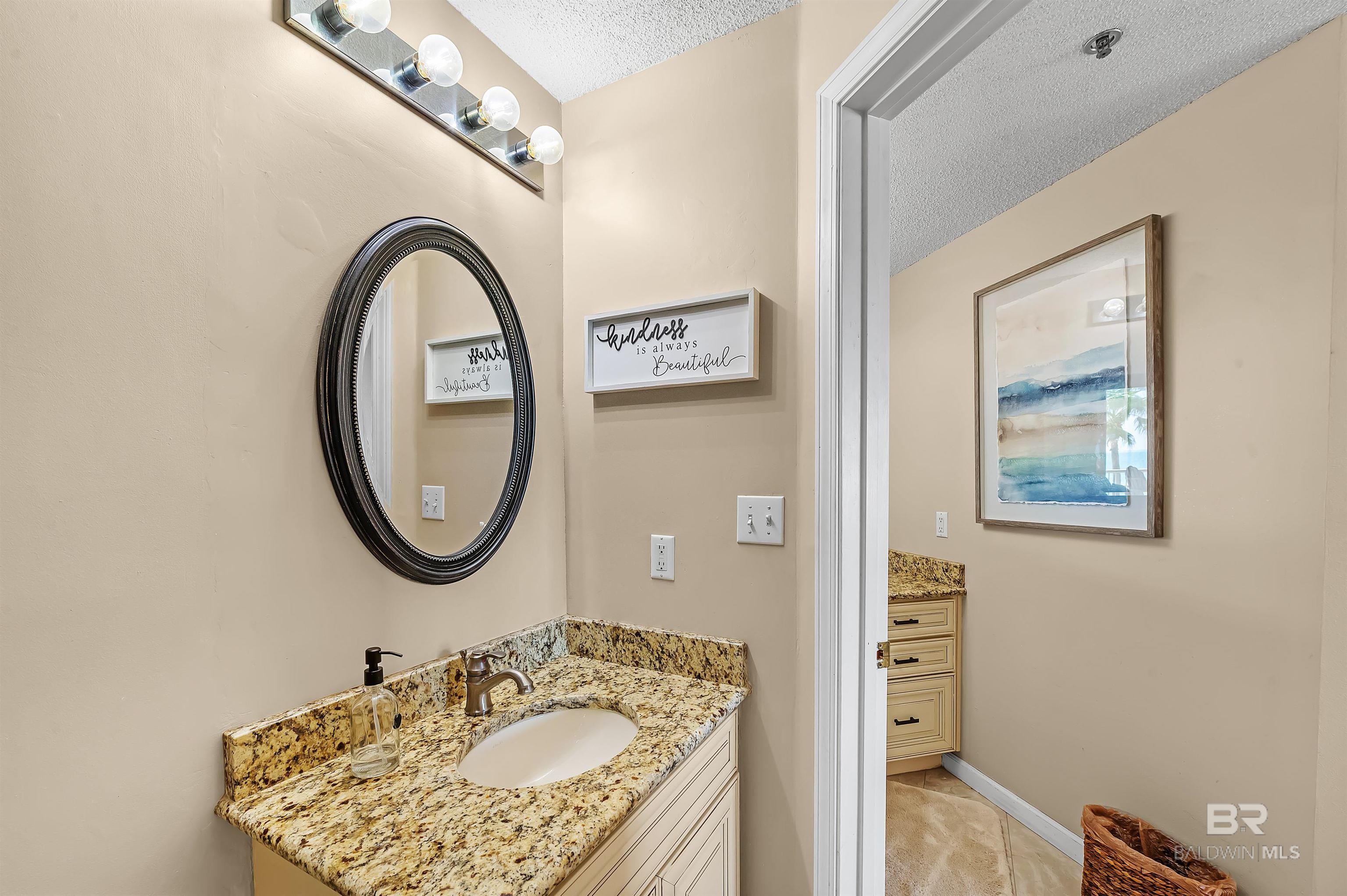 Gulf Shores, Alabama, 36542, United States, 2 Bedrooms Bedrooms, ,2 BathroomsBathrooms,Residential,For Sale,1997271