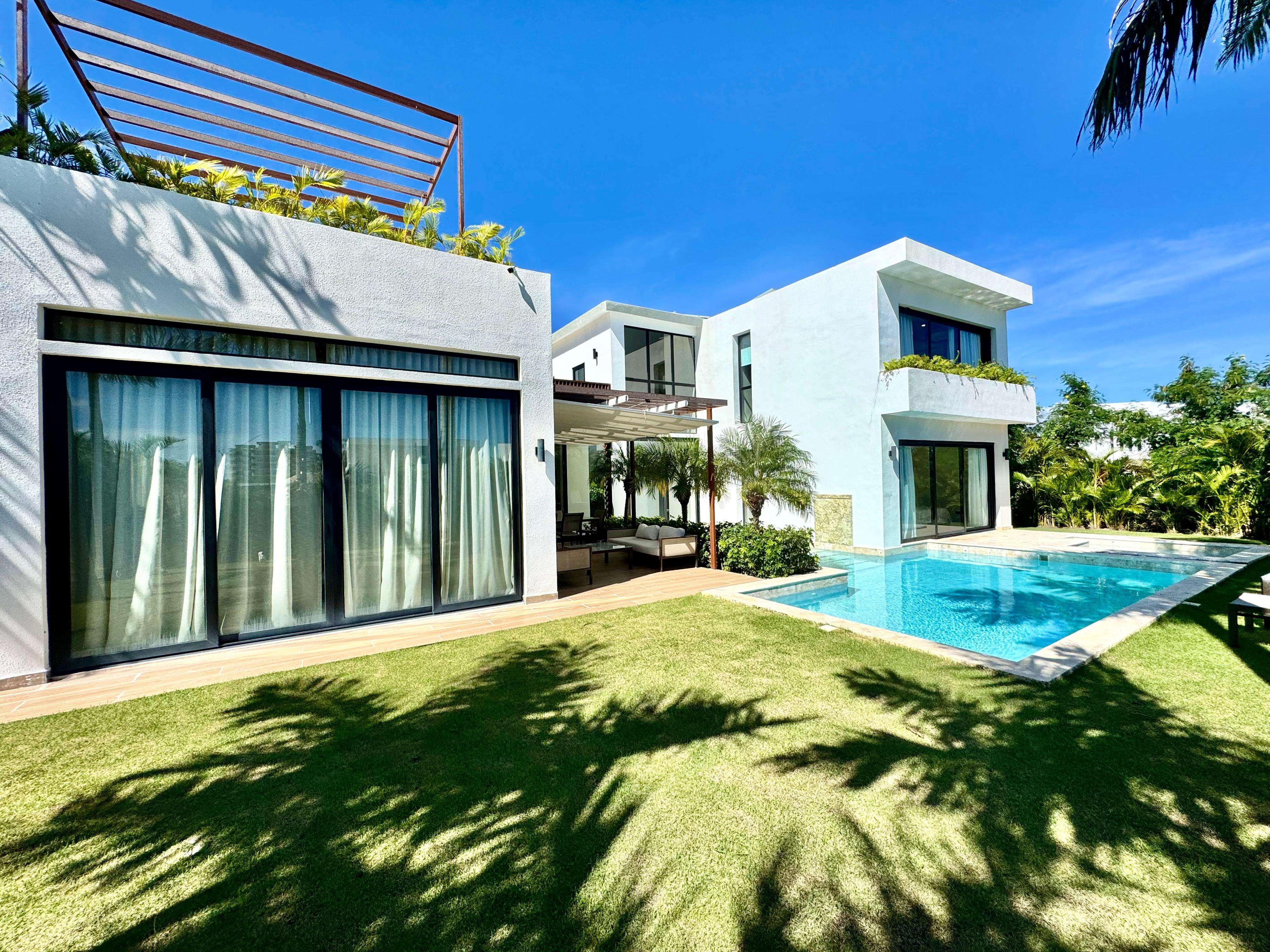 Punta Cana, DO, 4 Bedrooms Bedrooms, ,5 BathroomsBathrooms,Residential,For Sale,1996015