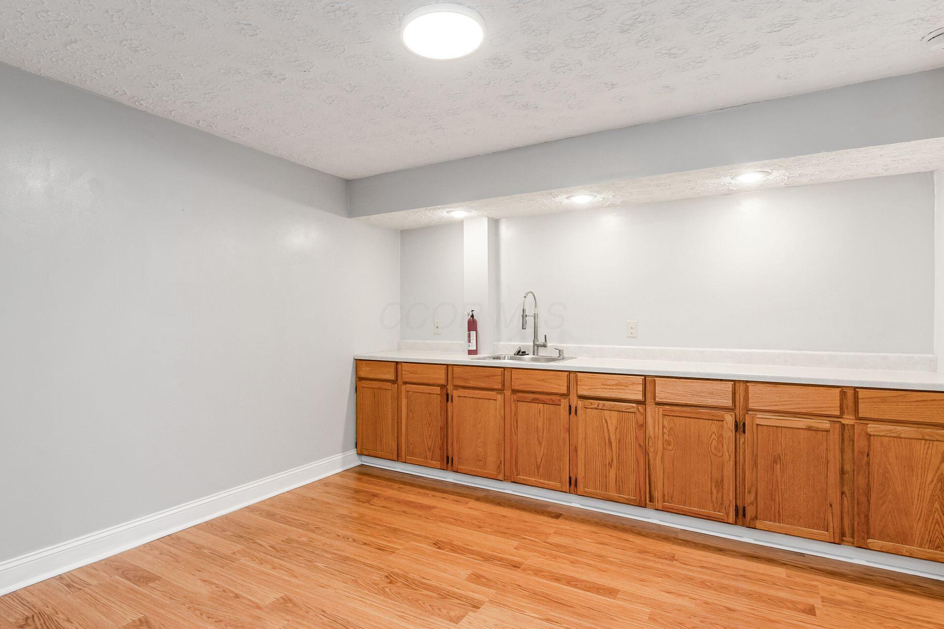 Columbus, Ohio, 43221, United States, 4 Bedrooms Bedrooms, ,4 BathroomsBathrooms,Residential,For Sale,1902021