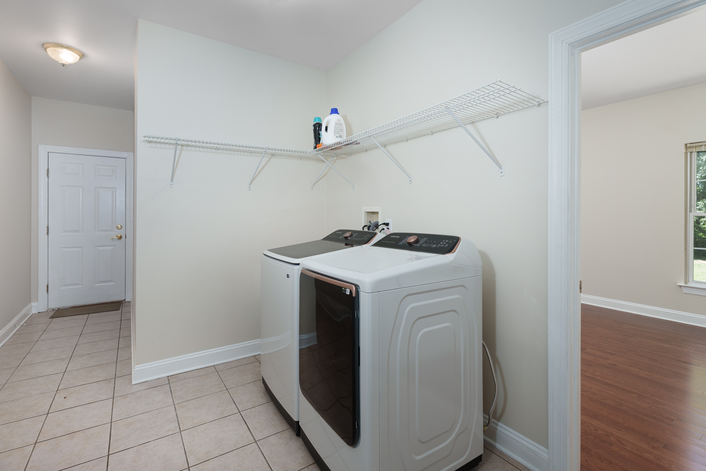  Privacy, Space and Prestige in West Windsor - 物件實景