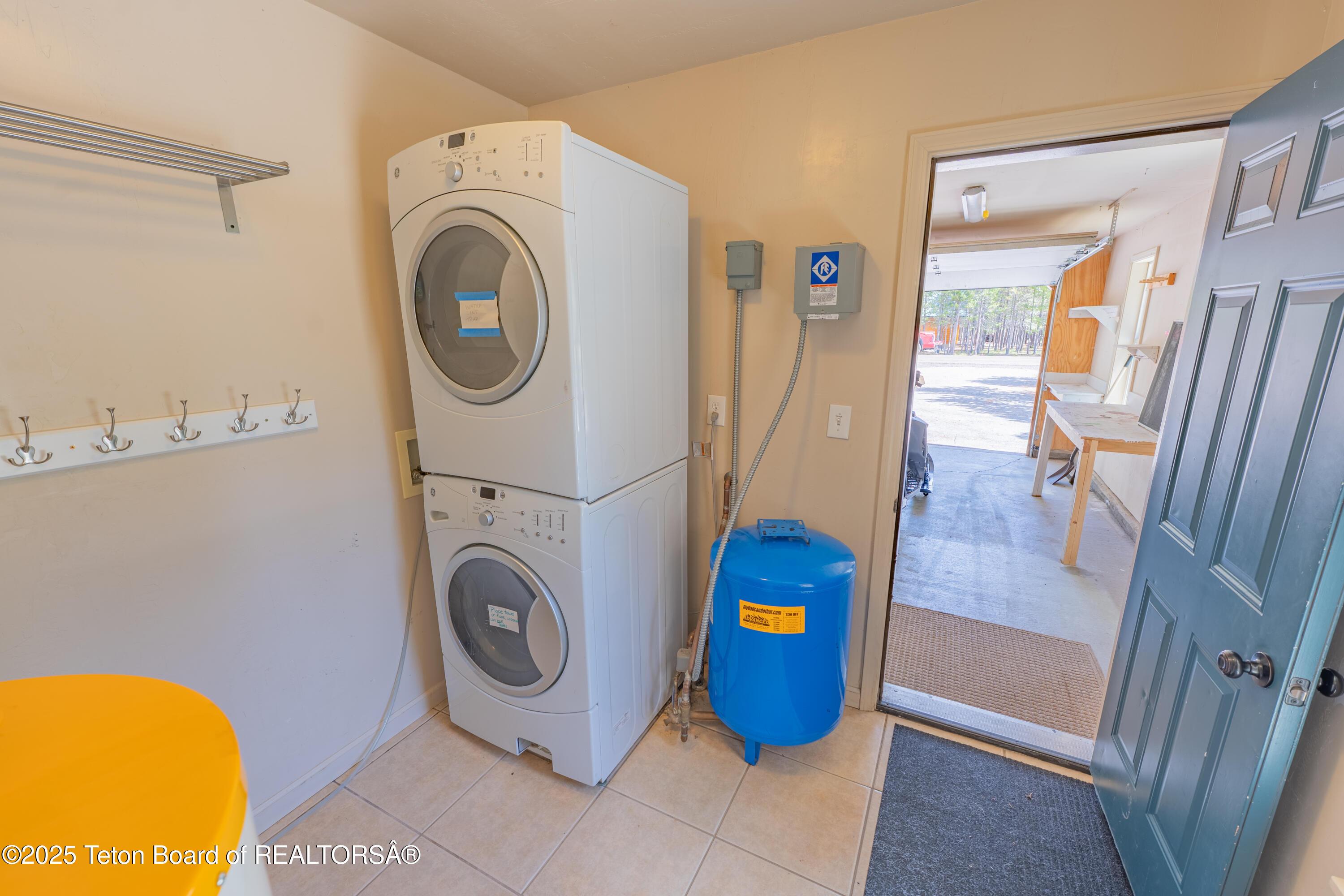 Island Park, Idaho, 83429, United States, 2 Bedrooms Bedrooms, ,2 BathroomsBathrooms,Residential,For Sale,1828230