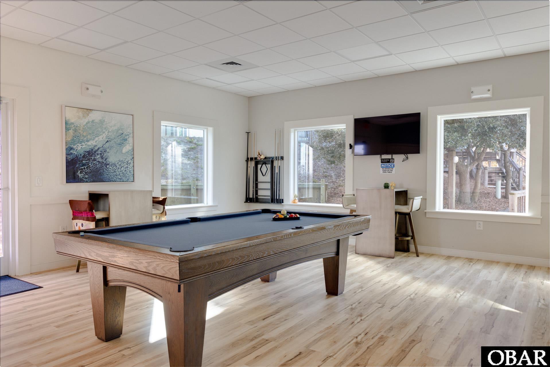 Duck, North Carolina, 27949, United States, 3 Bedrooms Bedrooms, ,2 BathroomsBathrooms,Residential,For Sale,1992061